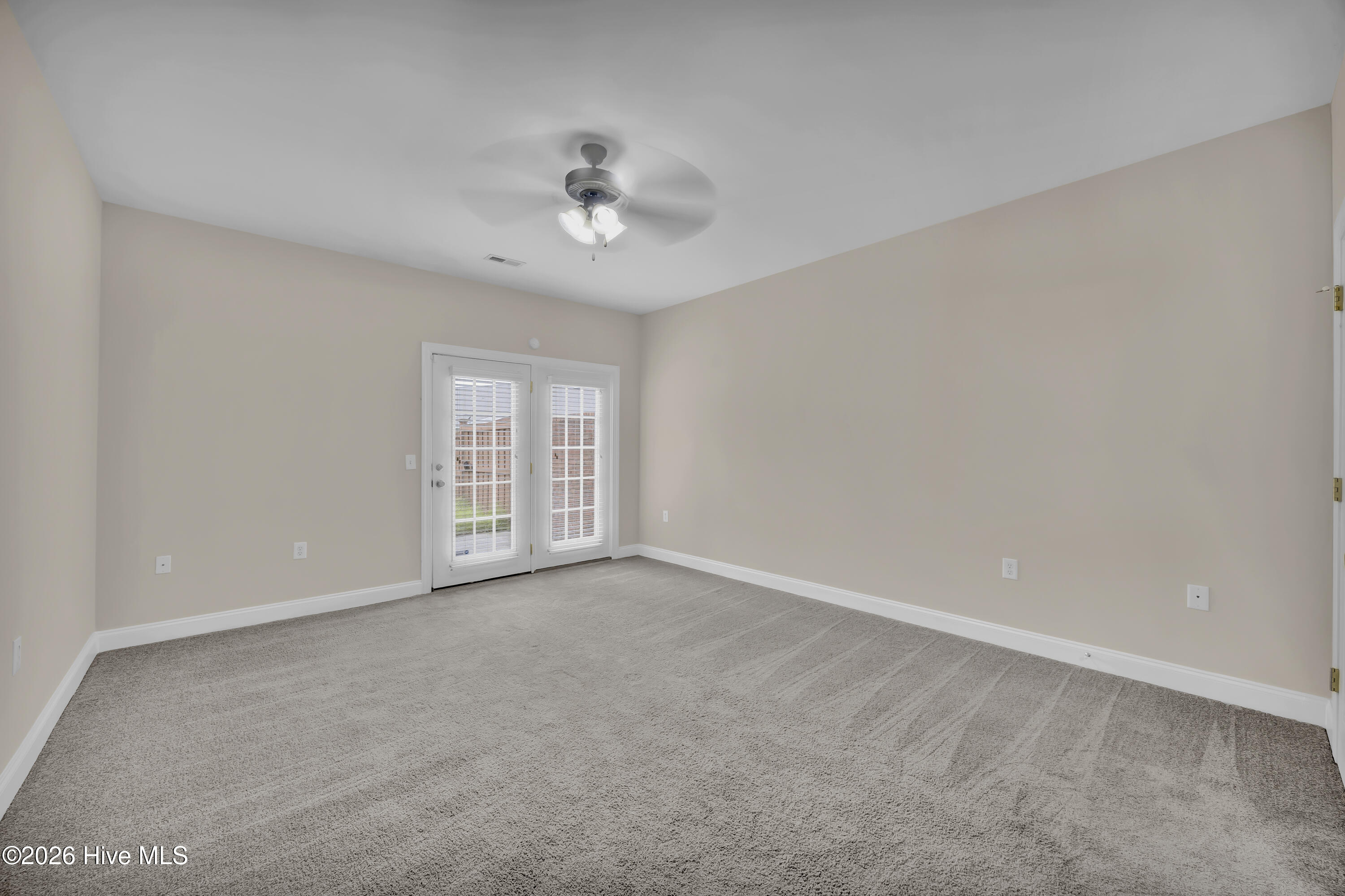 208 Hilliard Court Property Photo 18