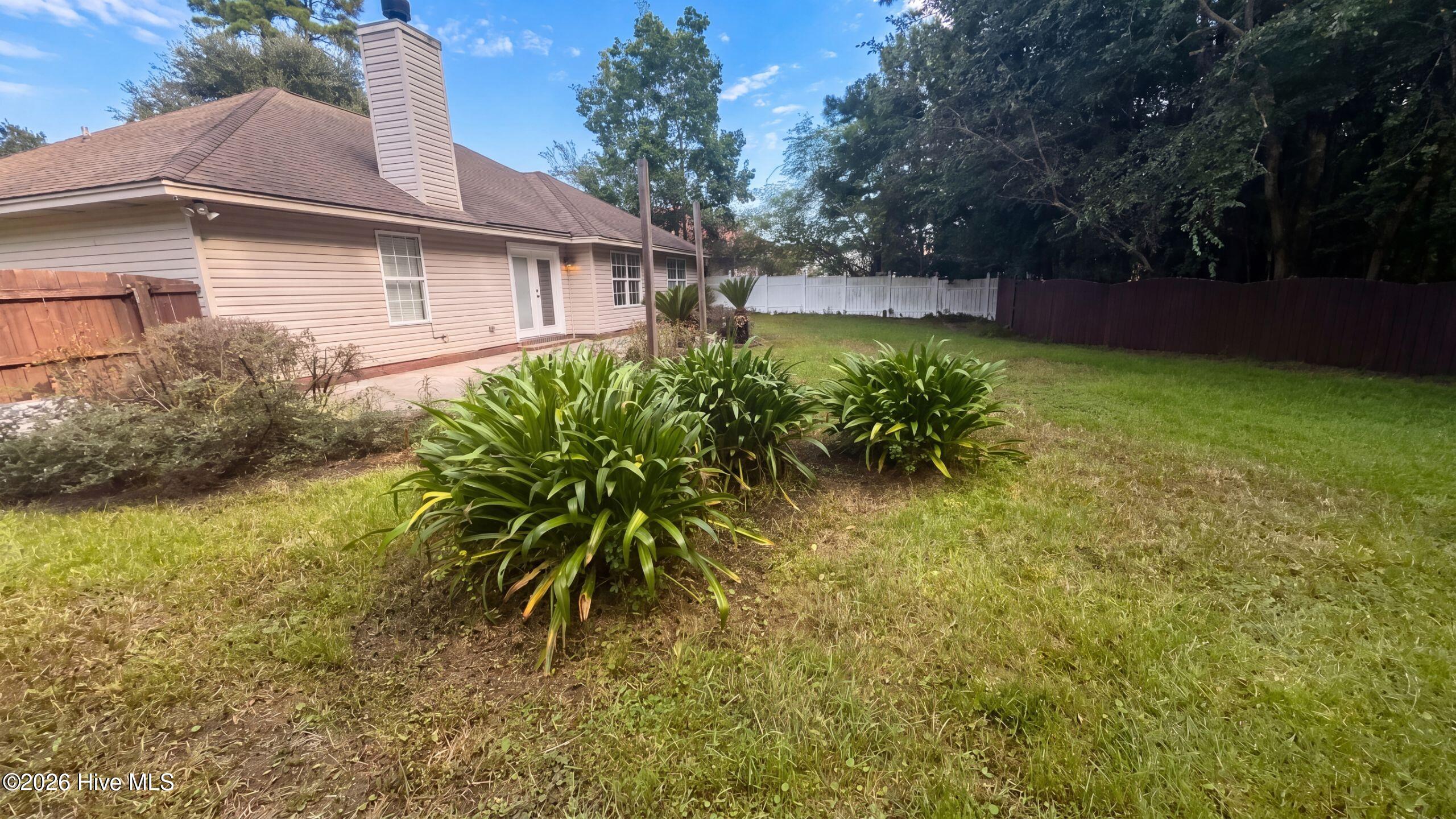 111 Fire Thorn Property Photo 20