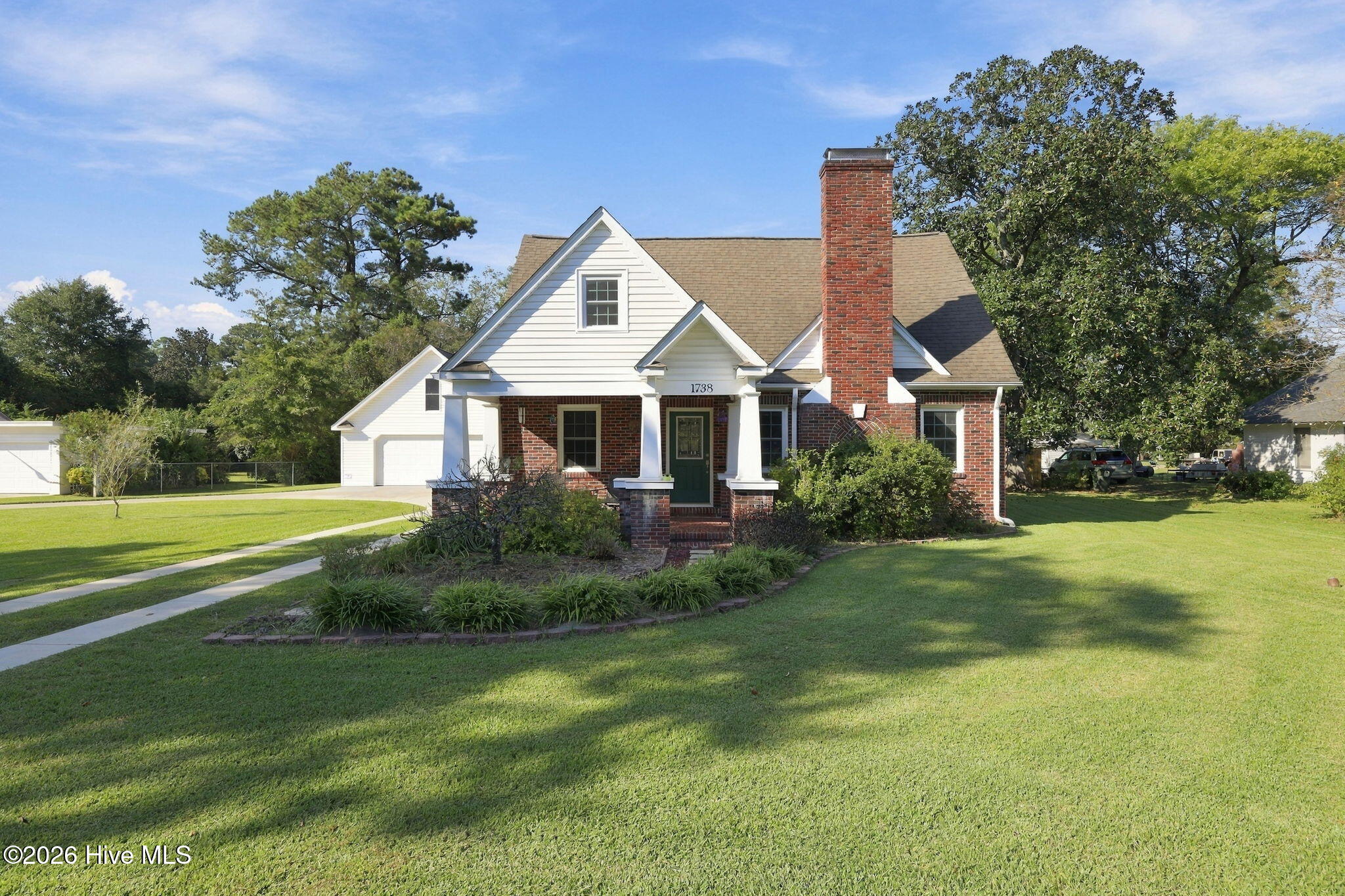 1738 Trent Boulevard Property Photo 1