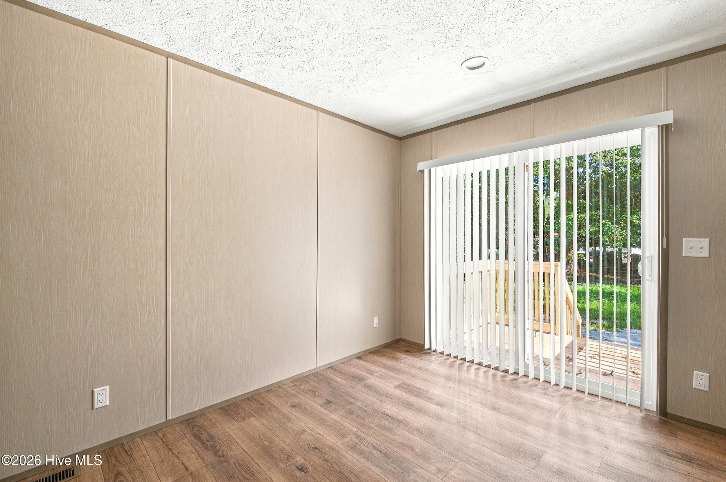 520 Lanier Avenue Property Photo 19