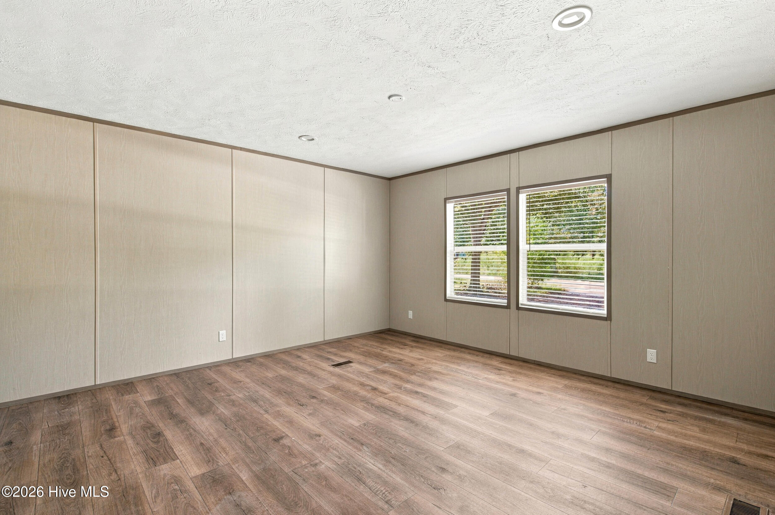 520 Lanier Avenue Property Photo 20