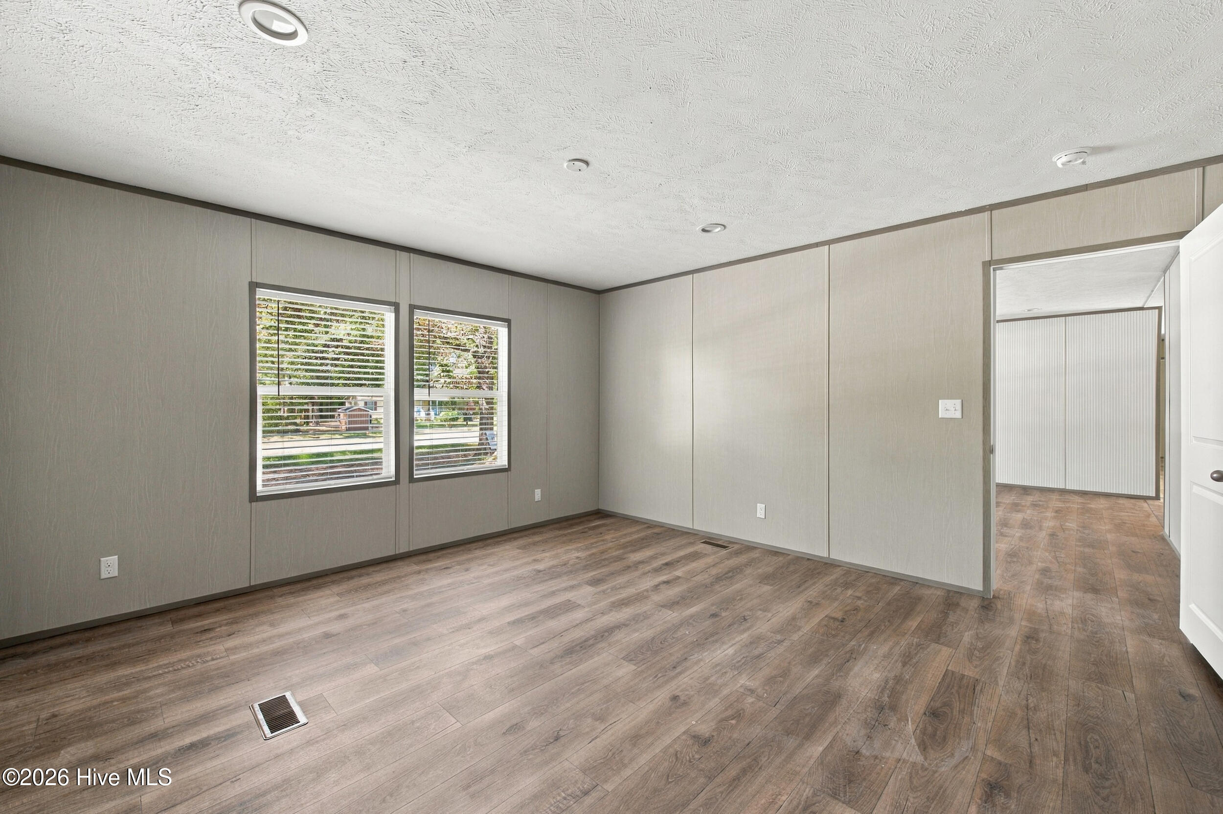 520 Lanier Avenue Property Photo 21