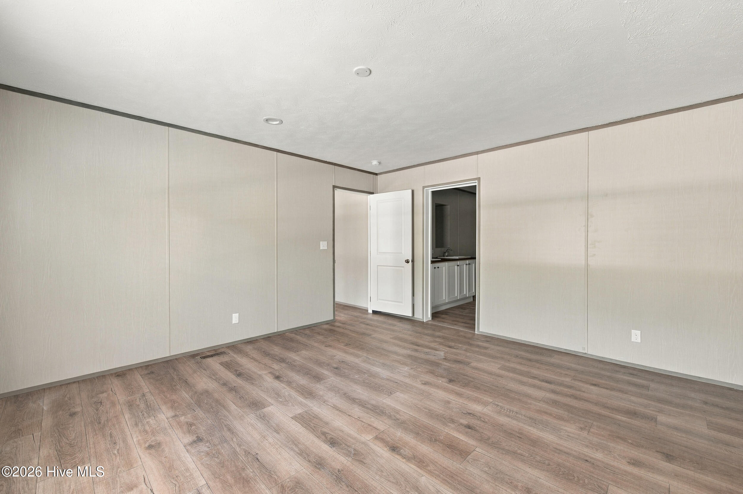 520 Lanier Avenue Property Photo 22