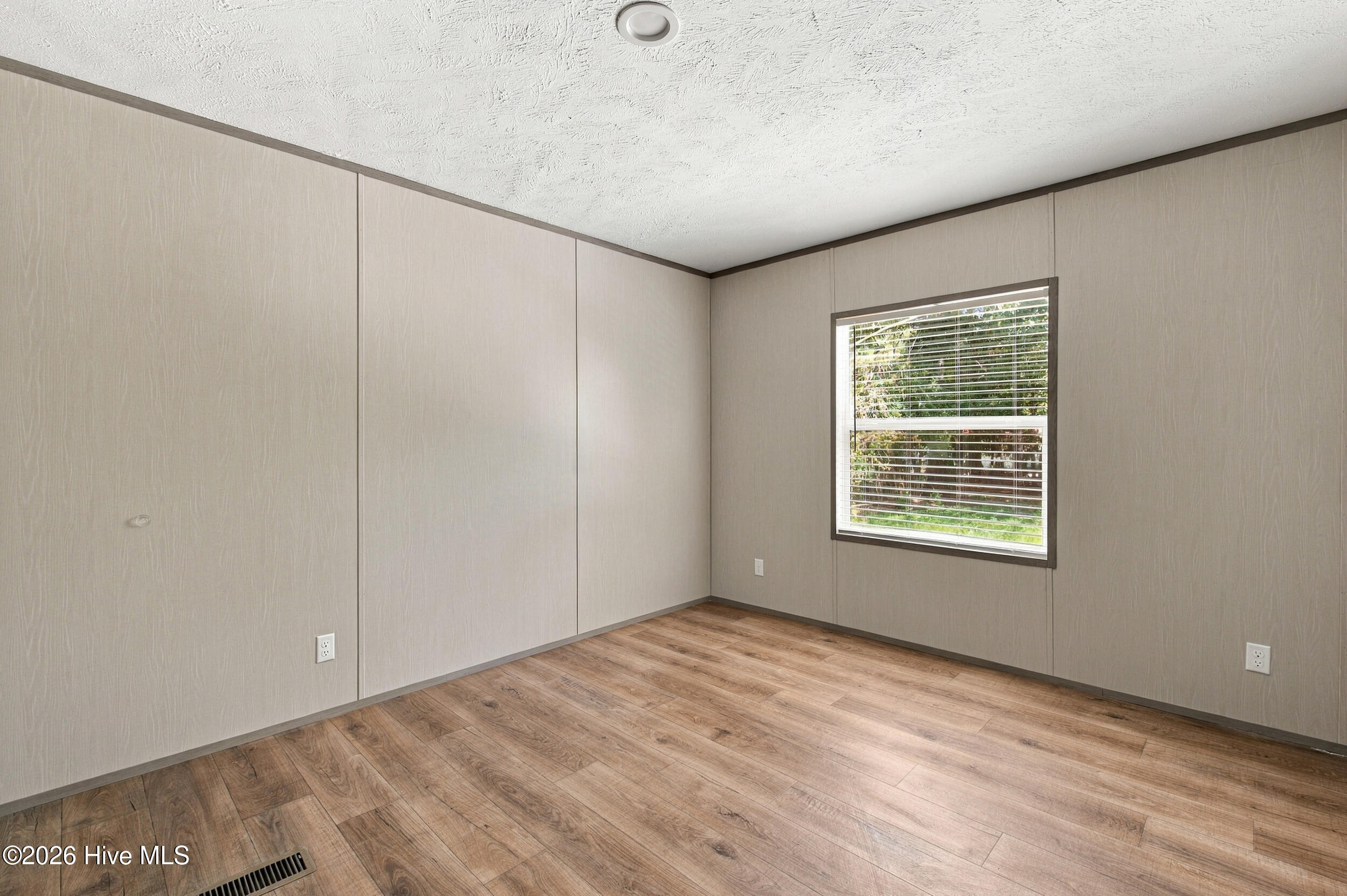 520 Lanier Avenue Property Photo 27