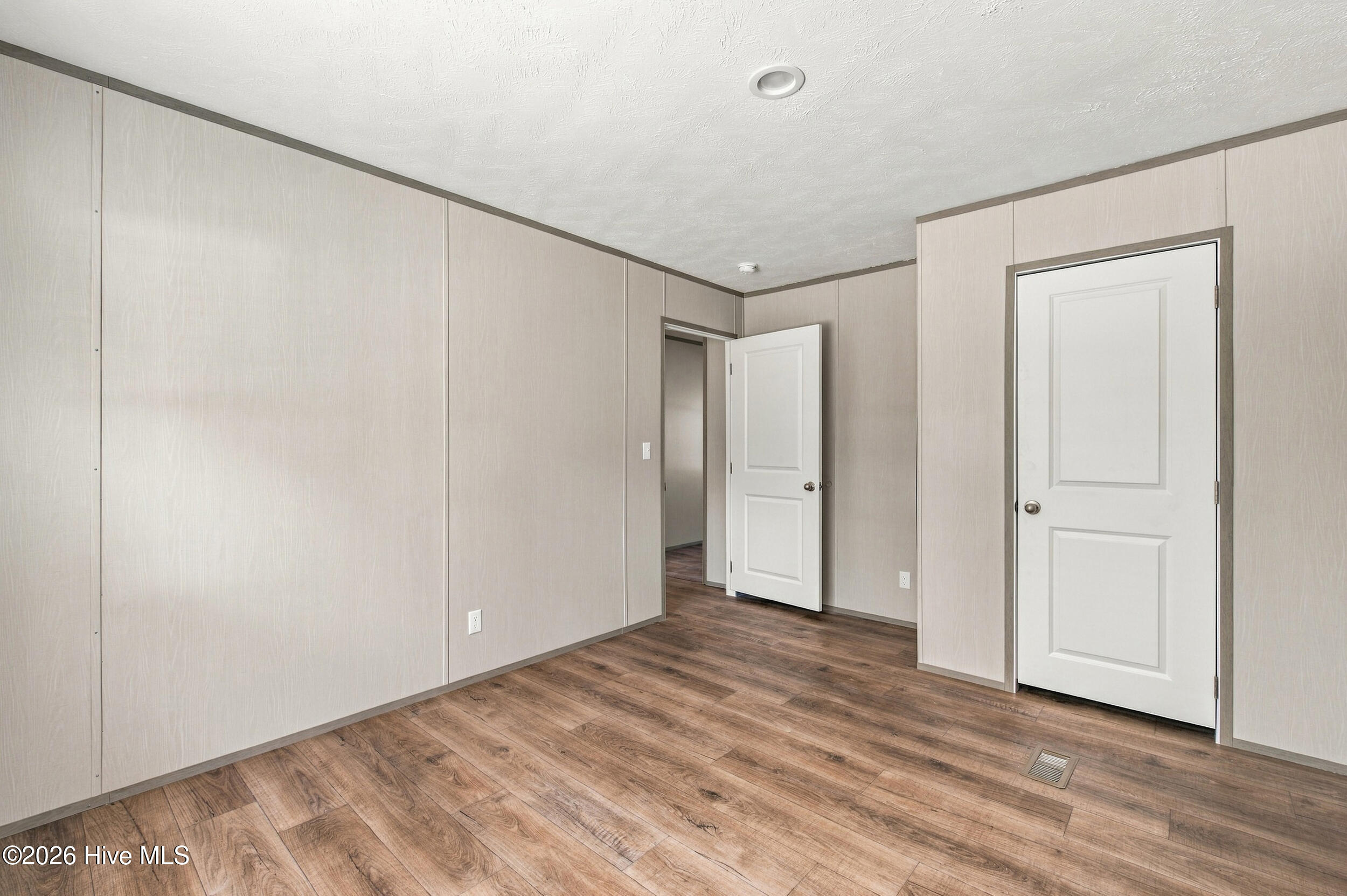 520 Lanier Avenue Property Photo 28