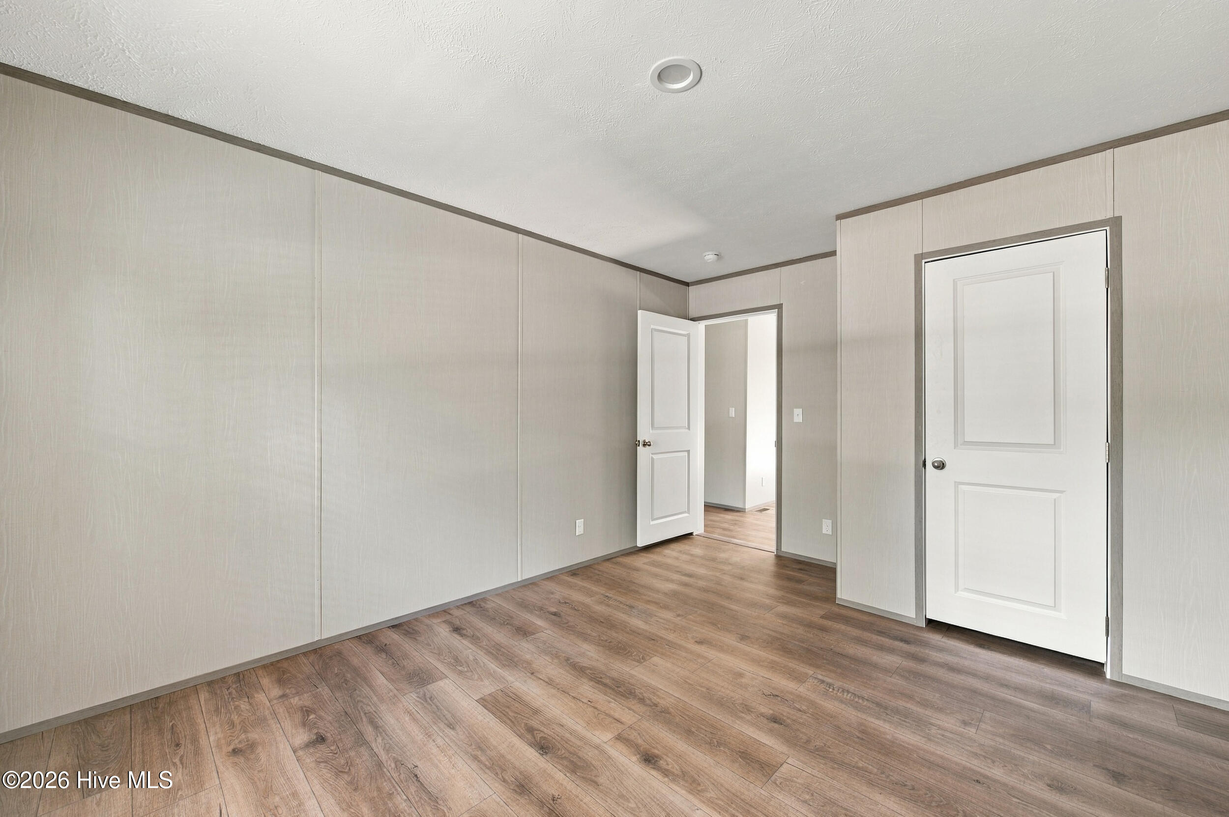 520 Lanier Avenue Property Photo 32