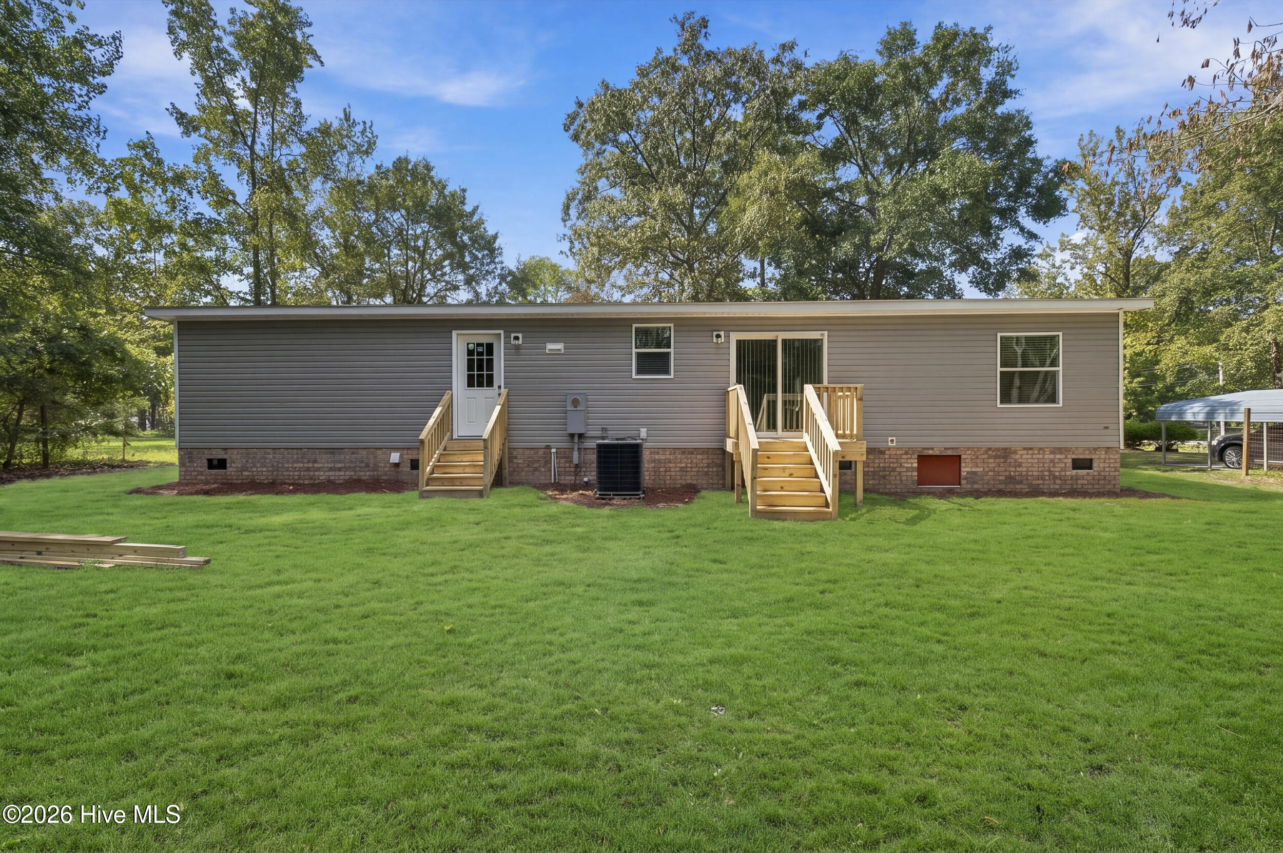 520 Lanier Avenue Property Photo 42