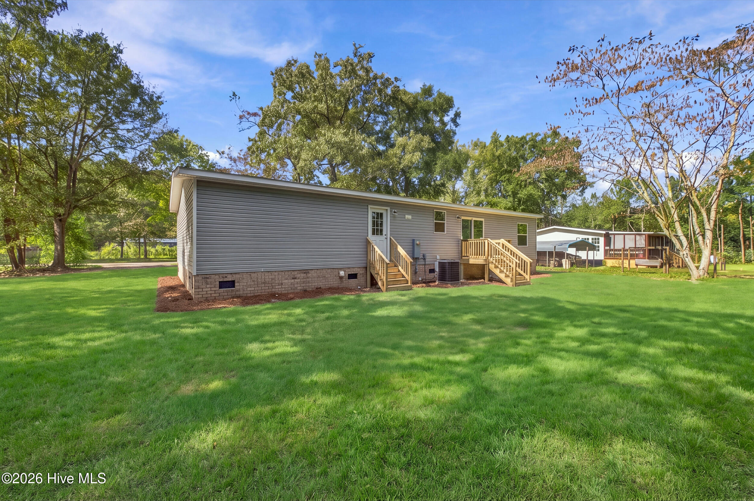 520 Lanier Avenue Property Photo 43