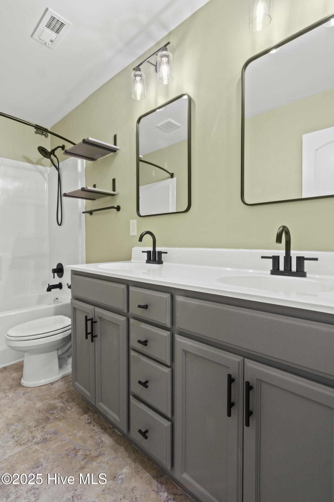 129 Cedar Ridge Drive Property Photo 22