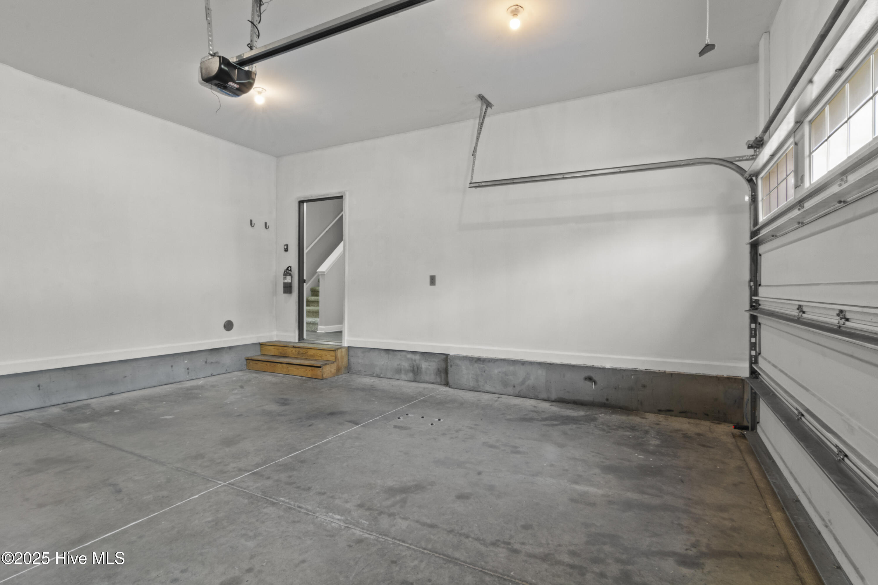 129 Cedar Ridge Drive Property Photo 30