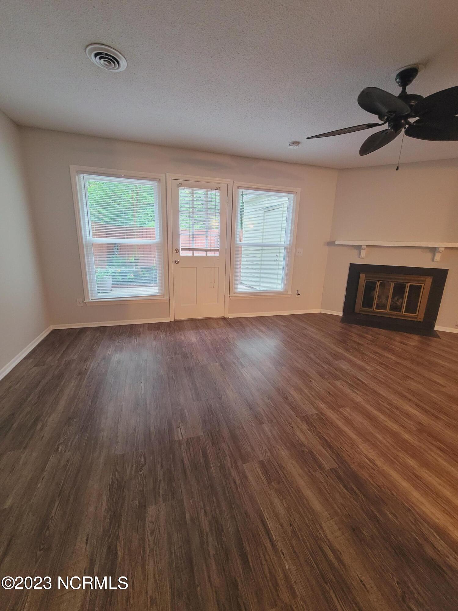 4922 Marlin Court Property Photo 5