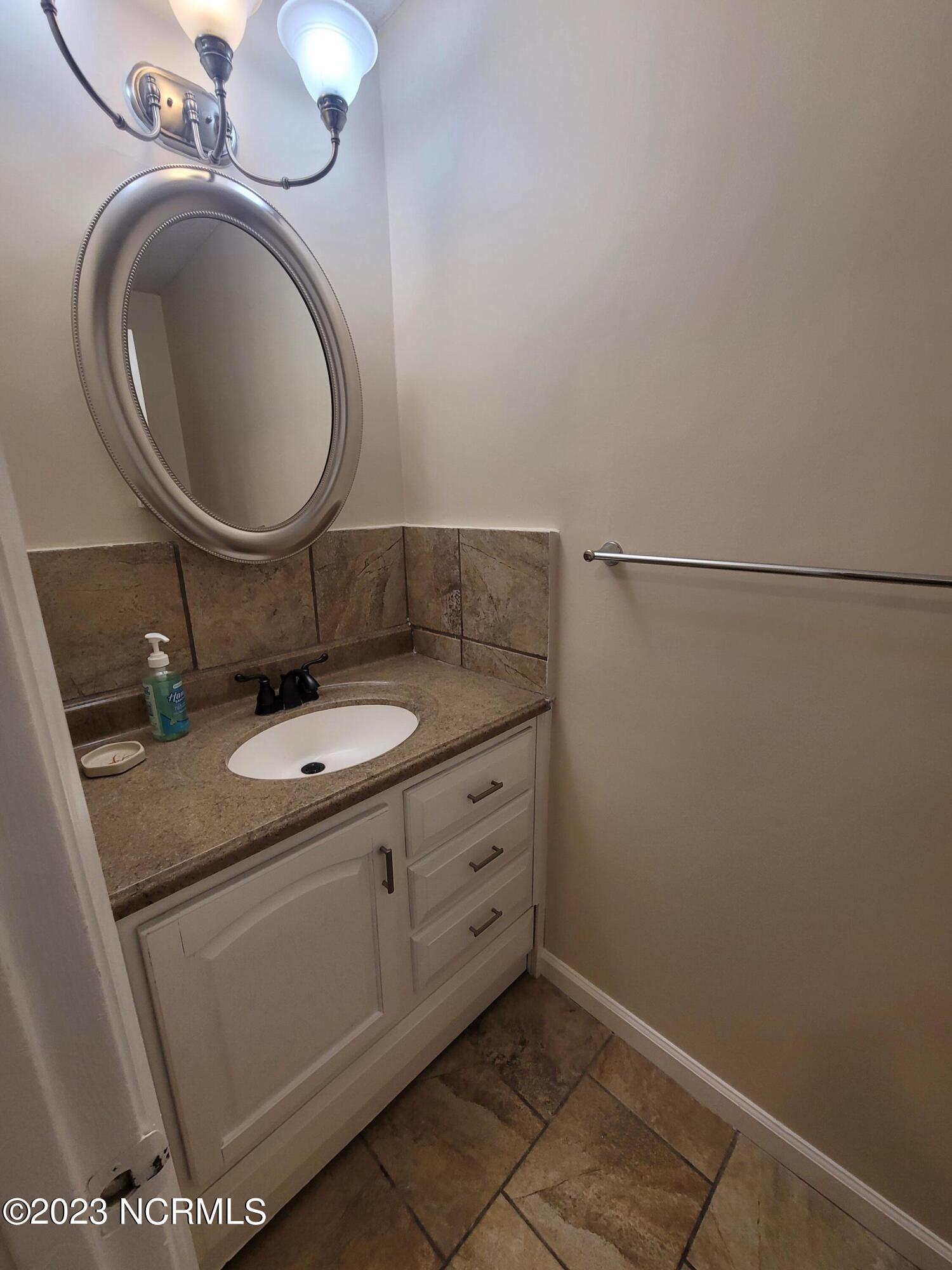4922 Marlin Court Property Photo 11