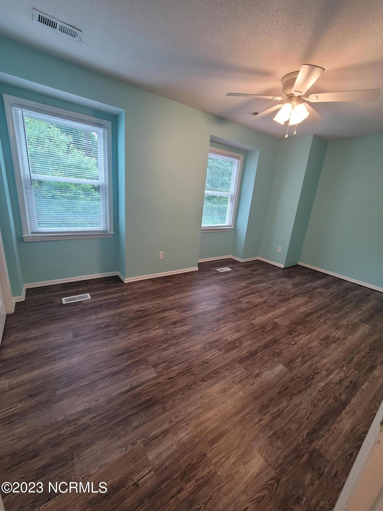 4922 Marlin Court Property Photo 16