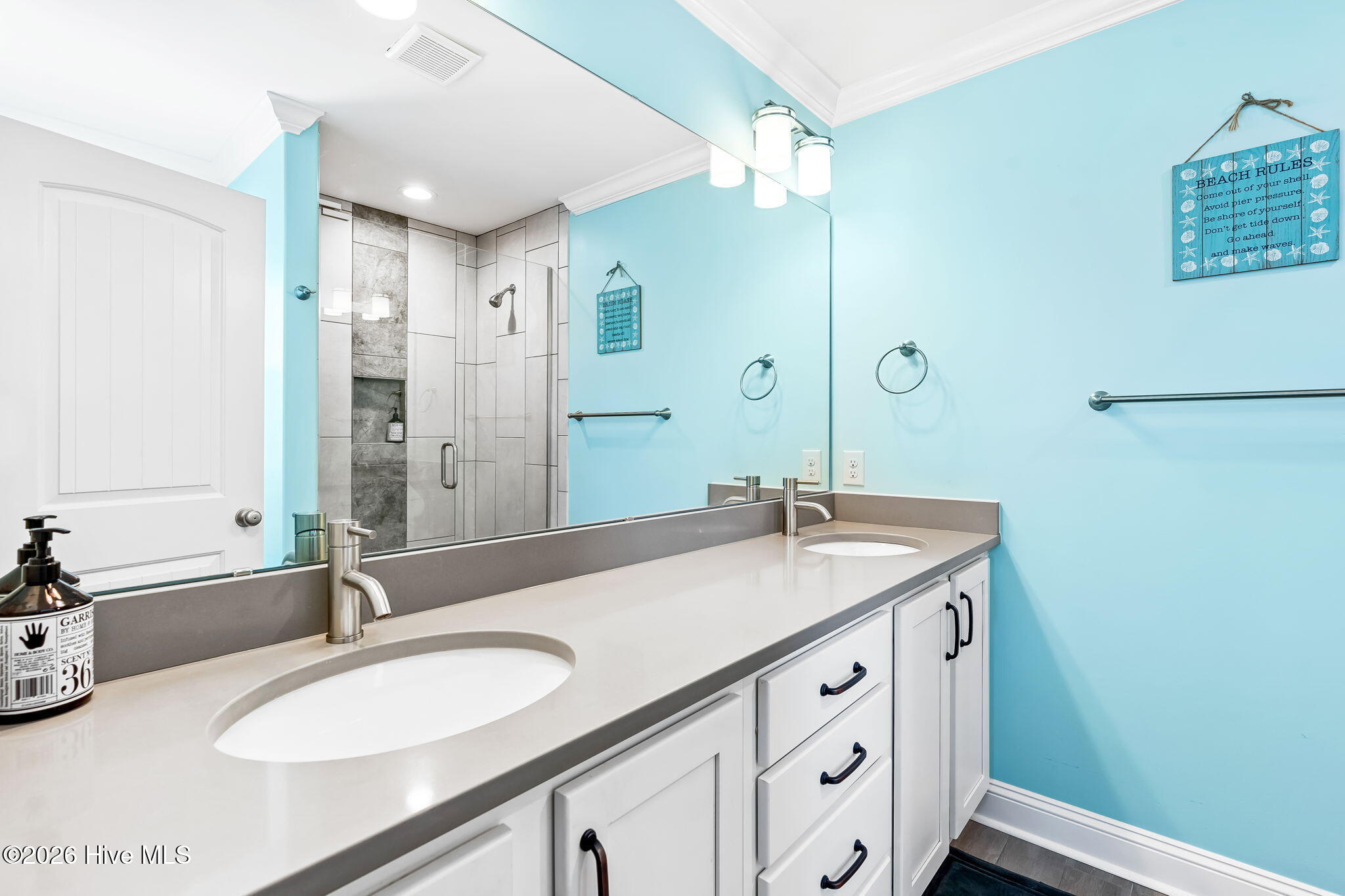 6 Raleigh Street Property Photo 35