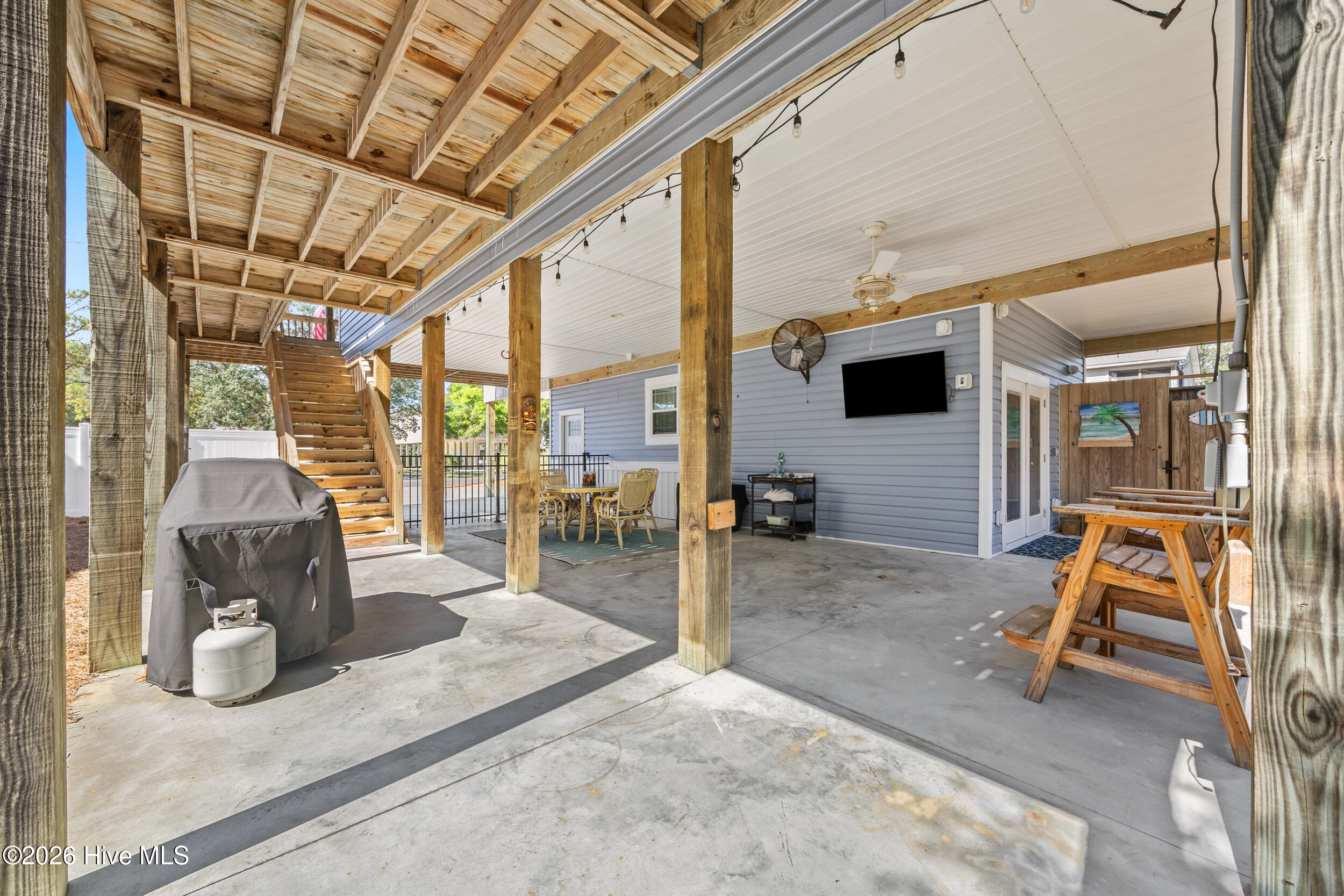 128 Ne 8th Street Property Photo 41