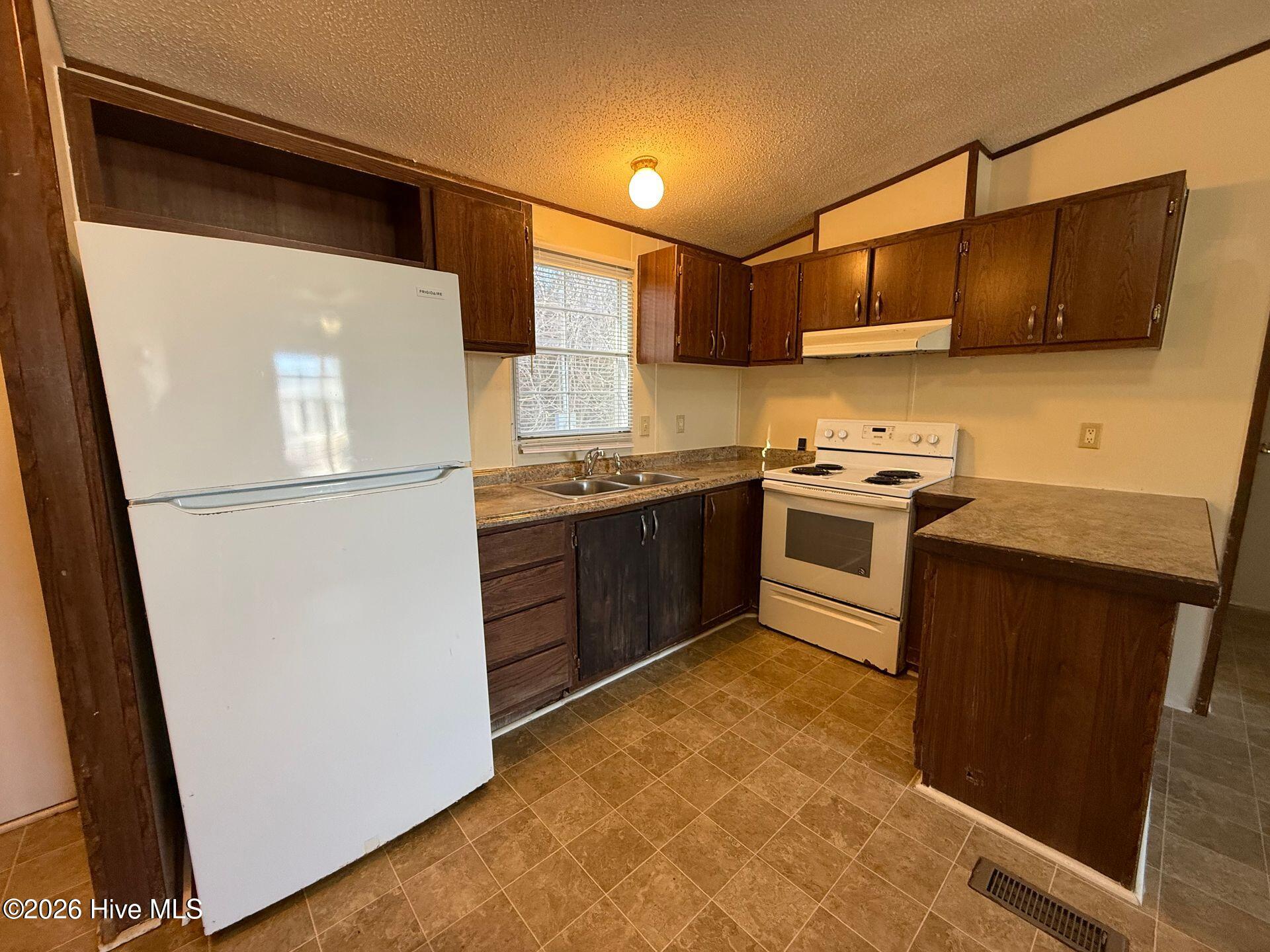 113 Barbour Road 5 Property Photo 2