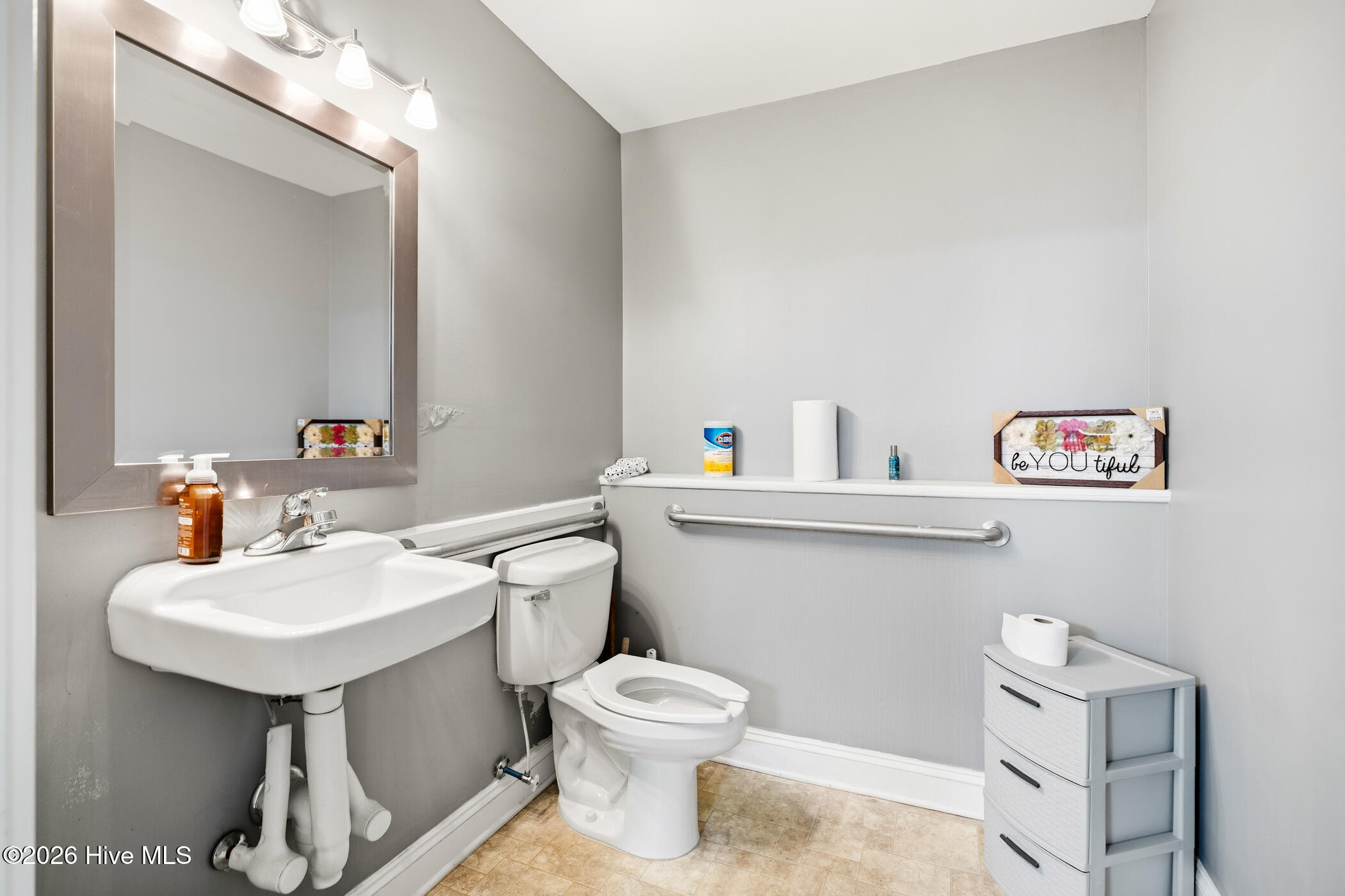 1102 E Broad Avenue Property Photo 22
