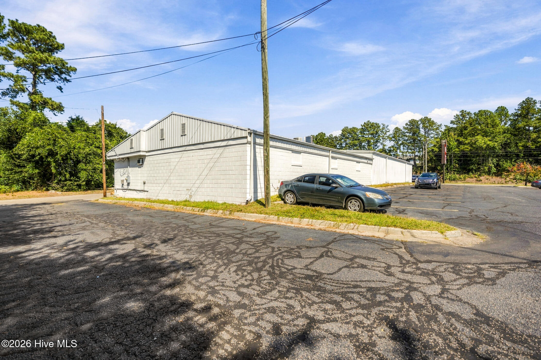 1102 E Broad Avenue Property Photo 30
