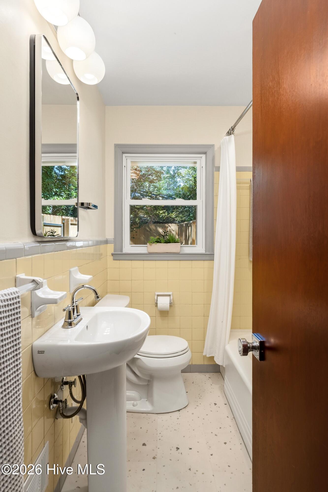 201 Dunbarton Circle Se Property Photo 40