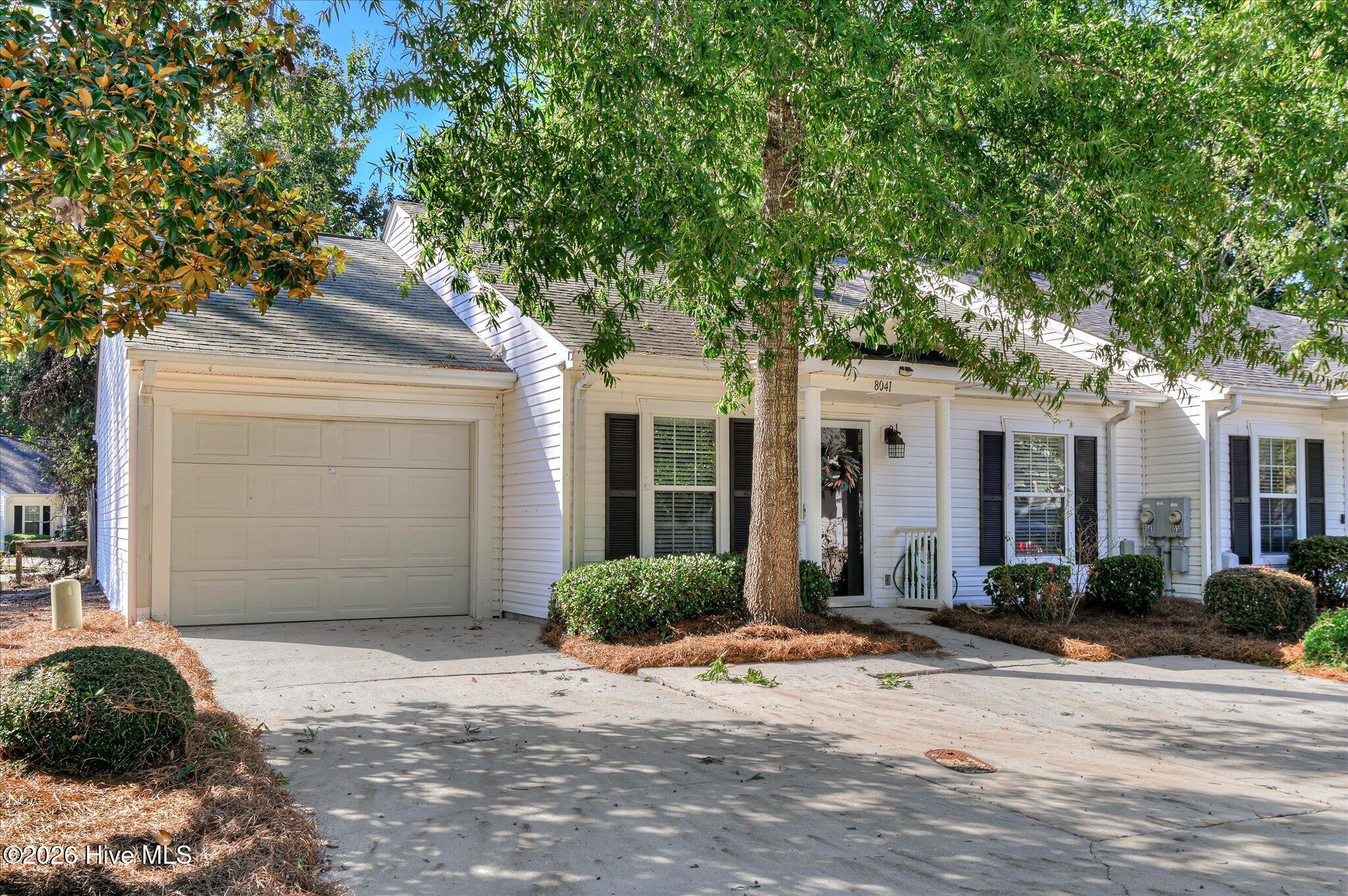 8041 Reagan Circle Property Photo 2