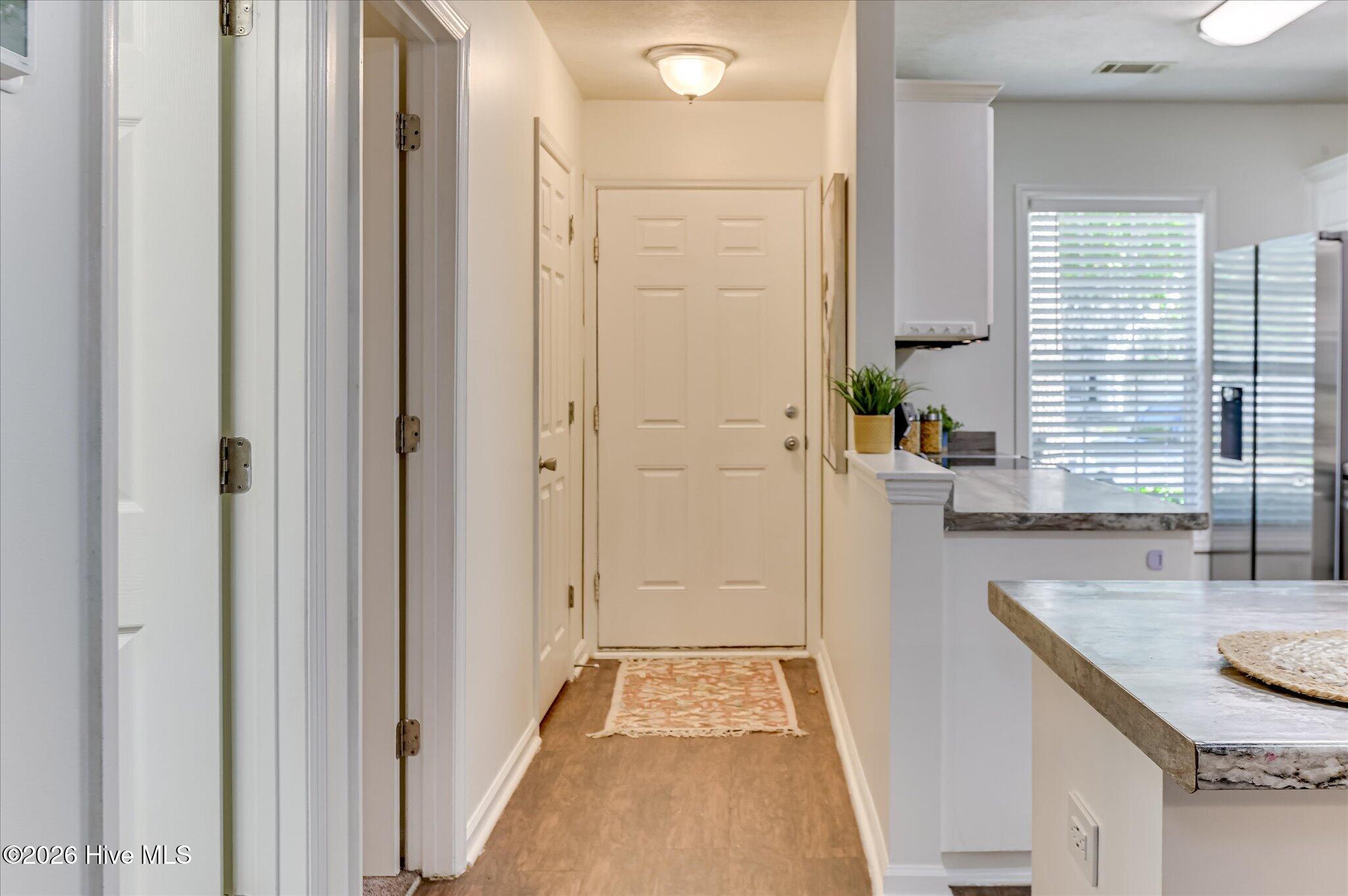 8041 Reagan Circle Property Photo 5
