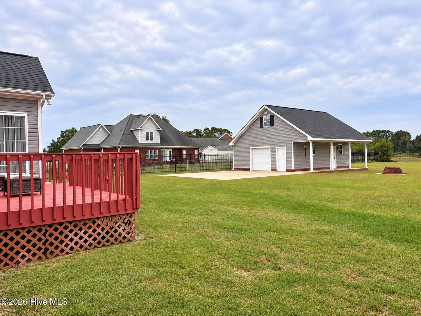 105 Pointe Drive Property Photo 19