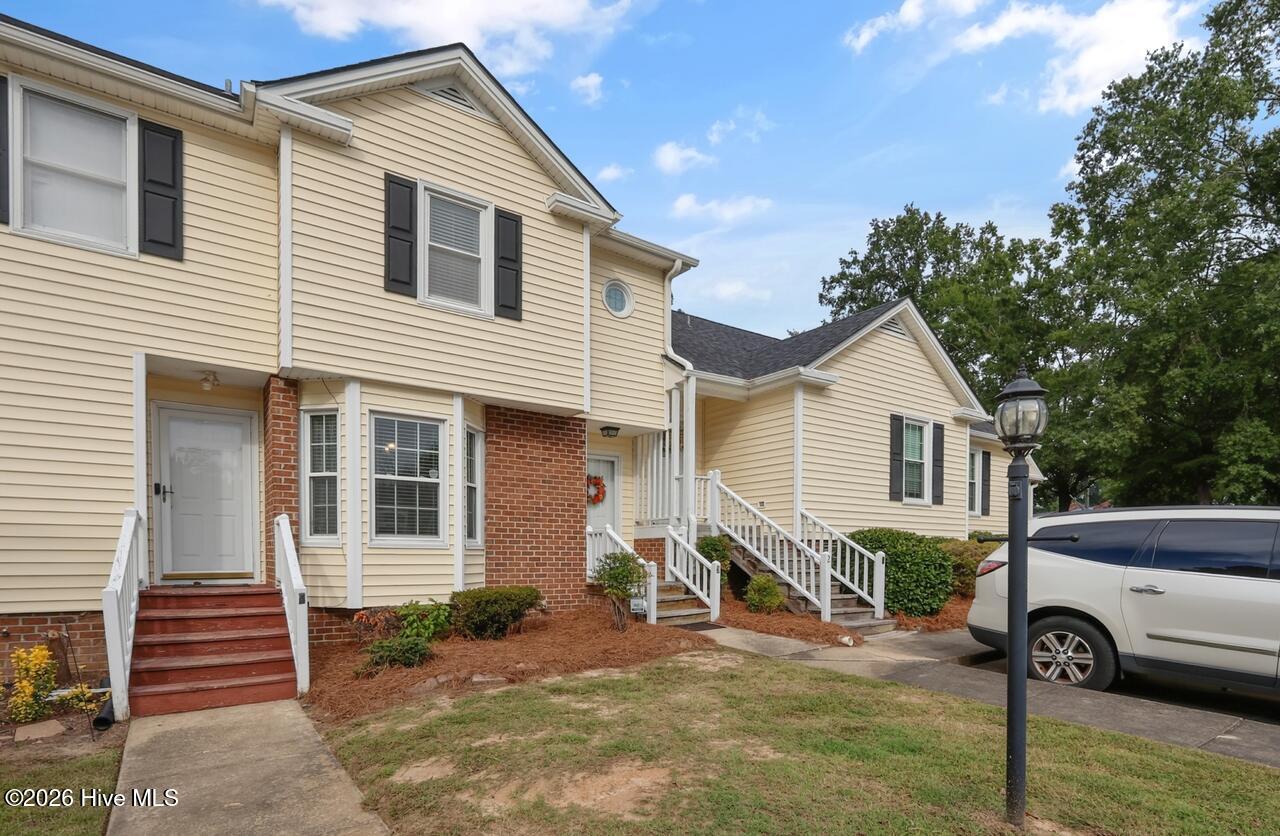 2502 Saint Christopher Circle Sw 3 Property Photo 2