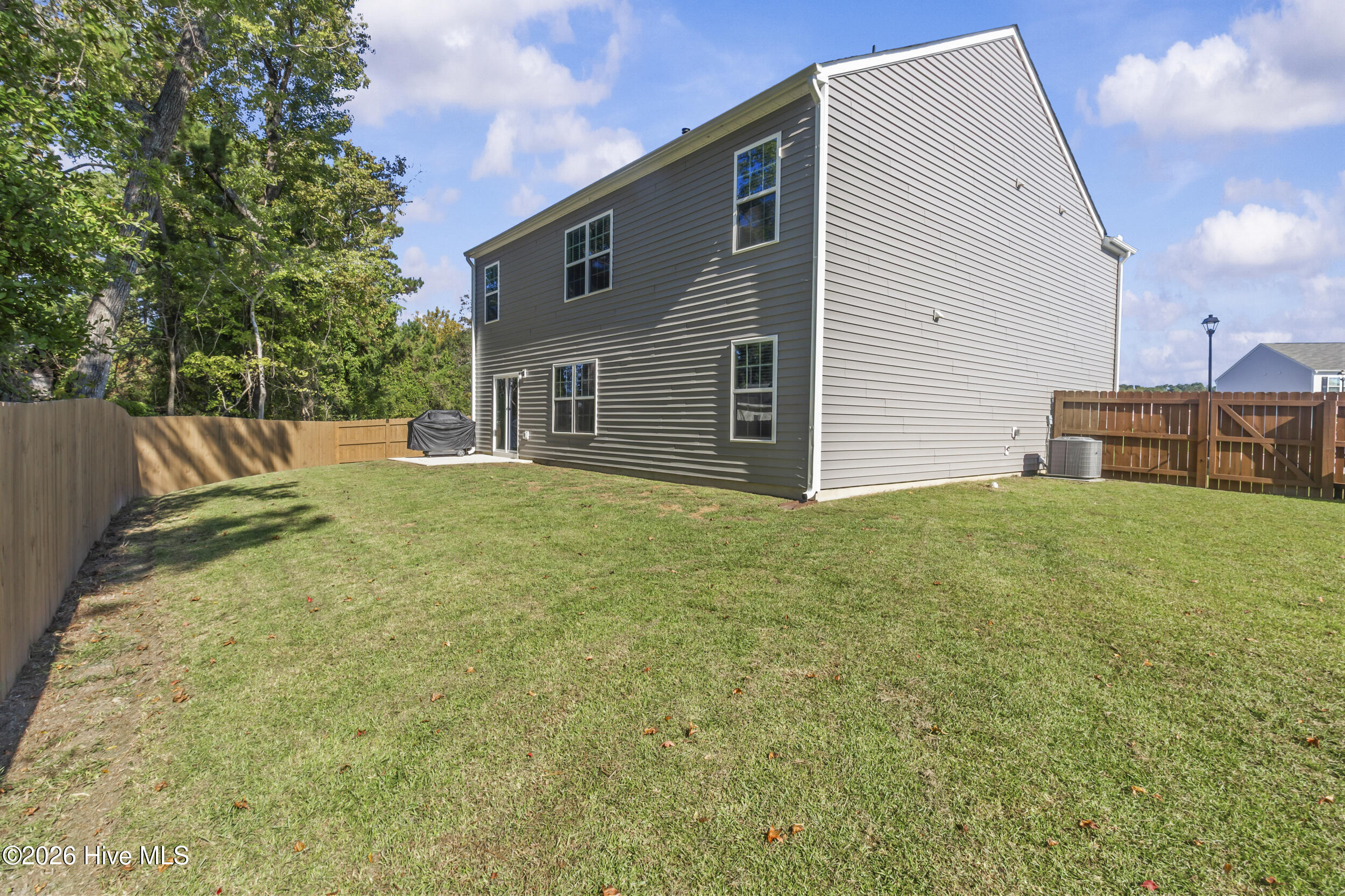 4019 Emerald View Property Photo 2