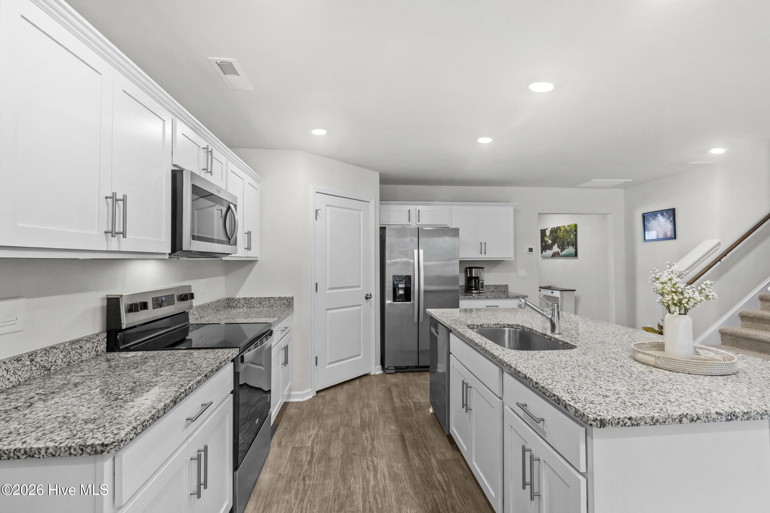 4019 Emerald View Property Photo 6