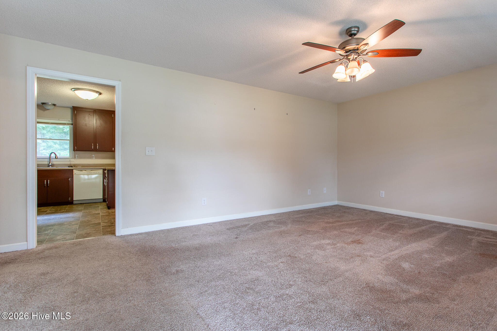 115 Stacie Drive Property Photo 9