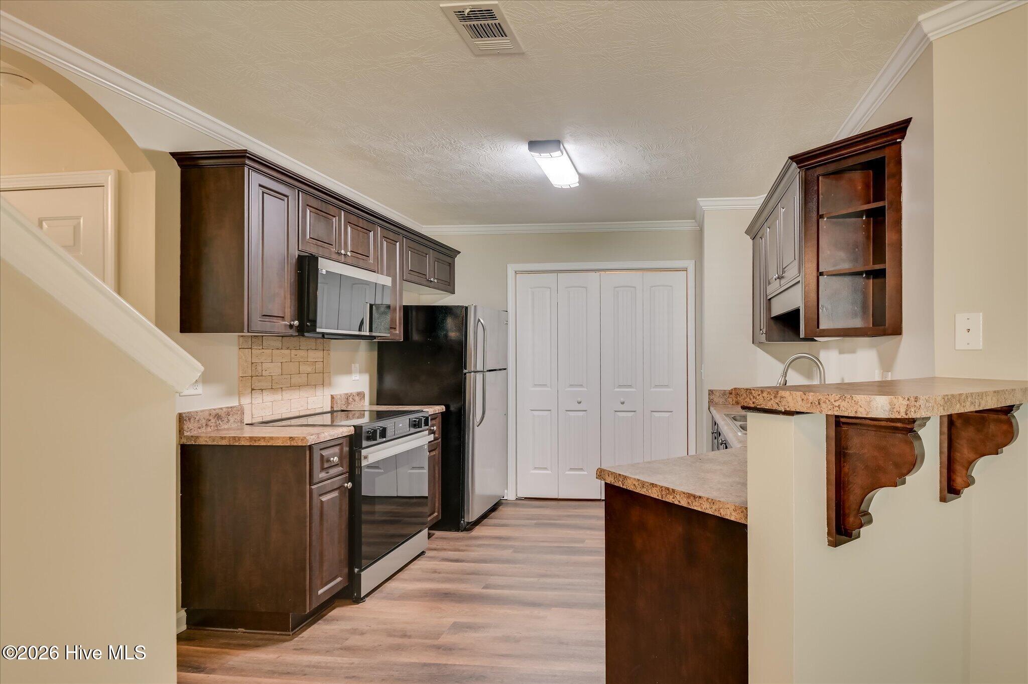 281 Lynbrook Way Property Photo 15