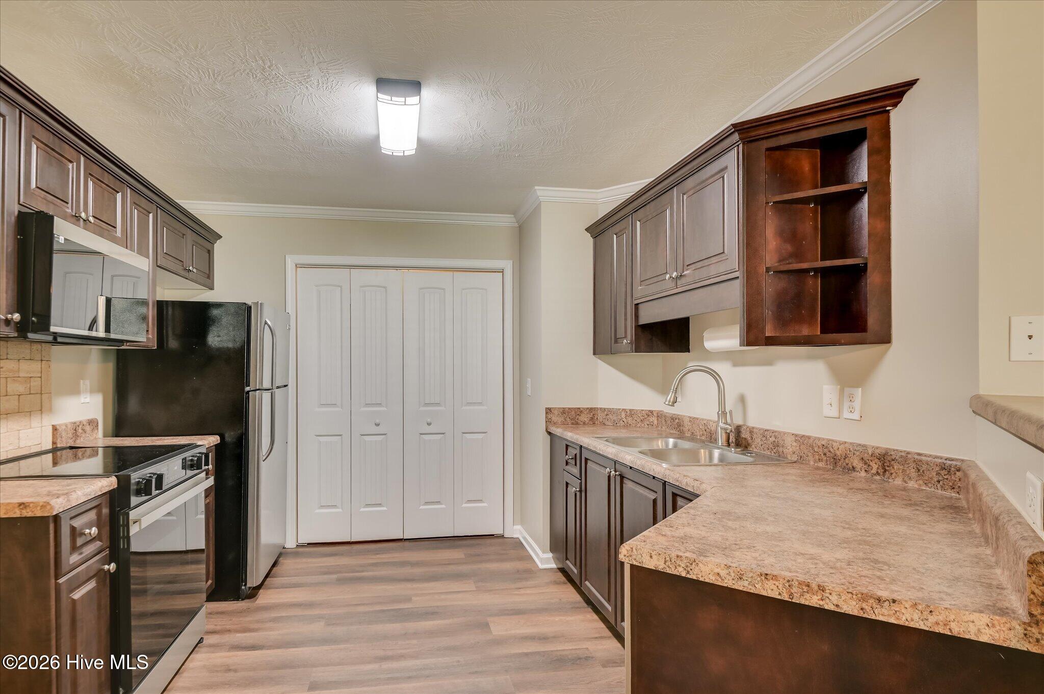 281 Lynbrook Way Property Photo 16