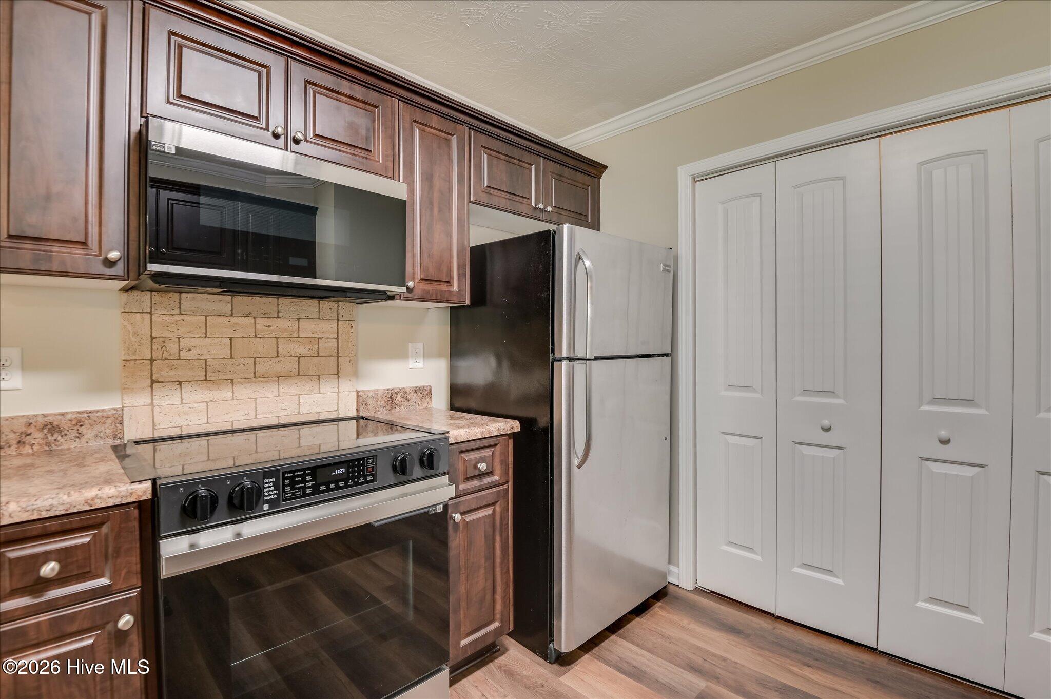 281 Lynbrook Way Property Photo 19
