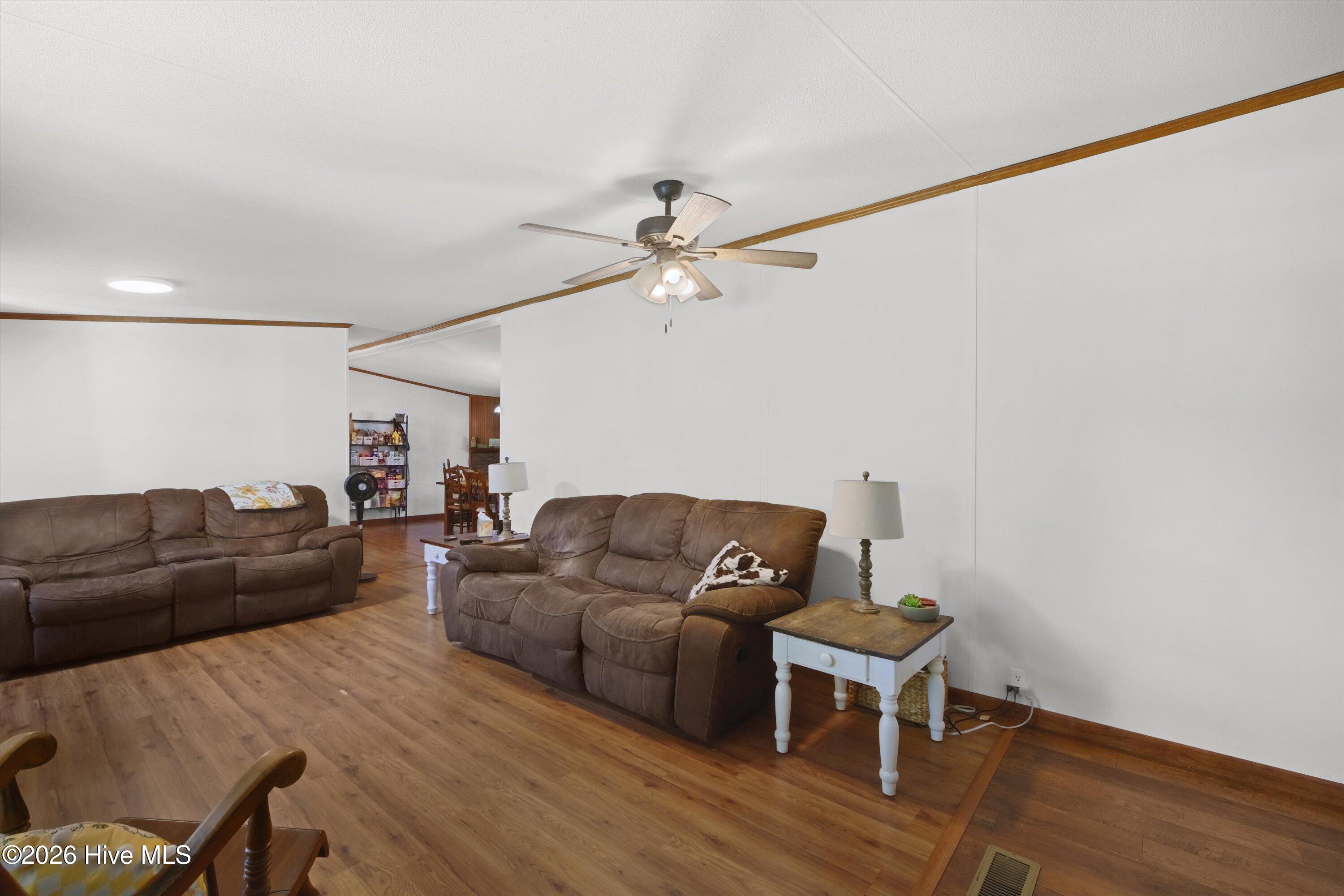 370 Church Street Property Photo 14