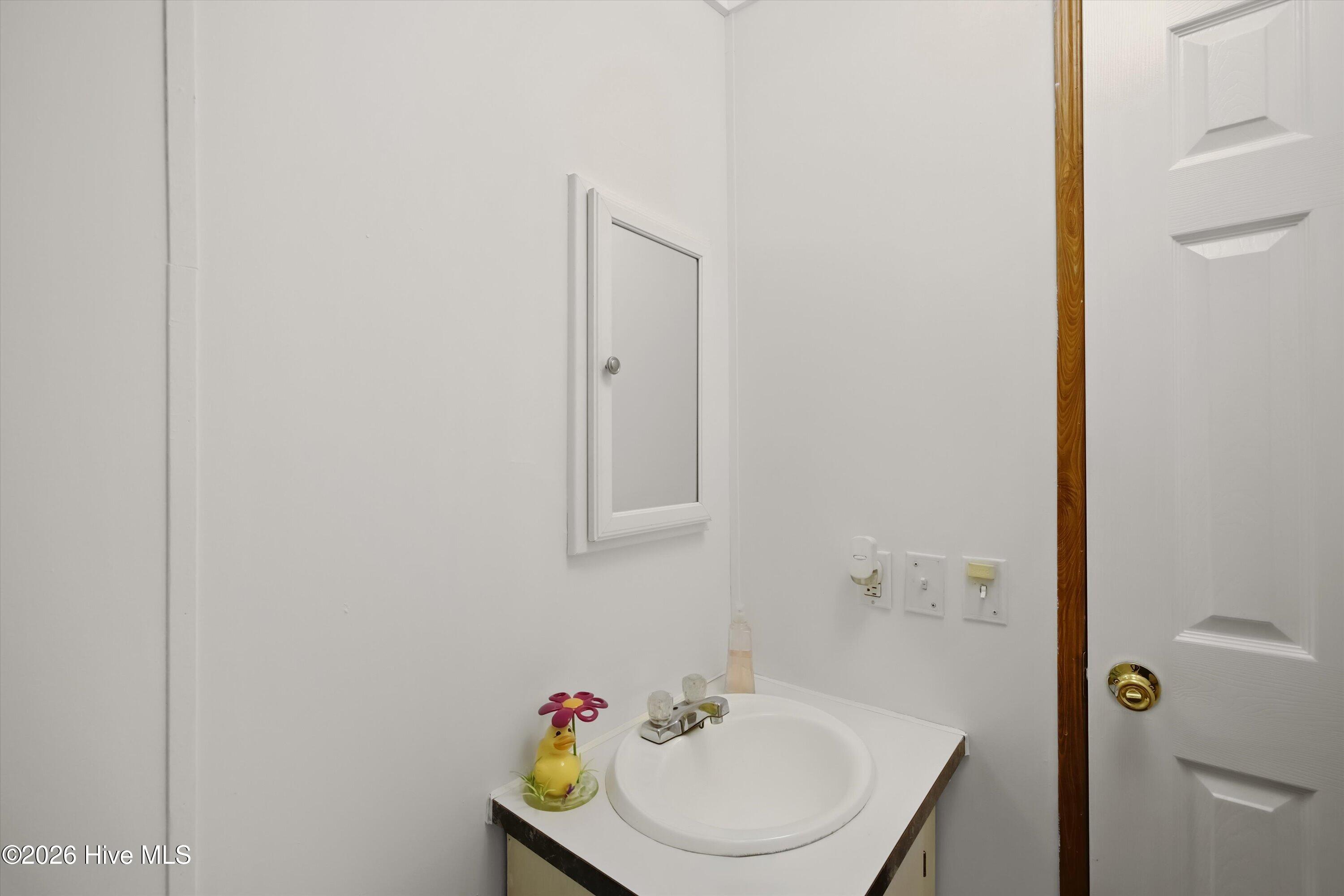 370 Church Street Property Photo 17