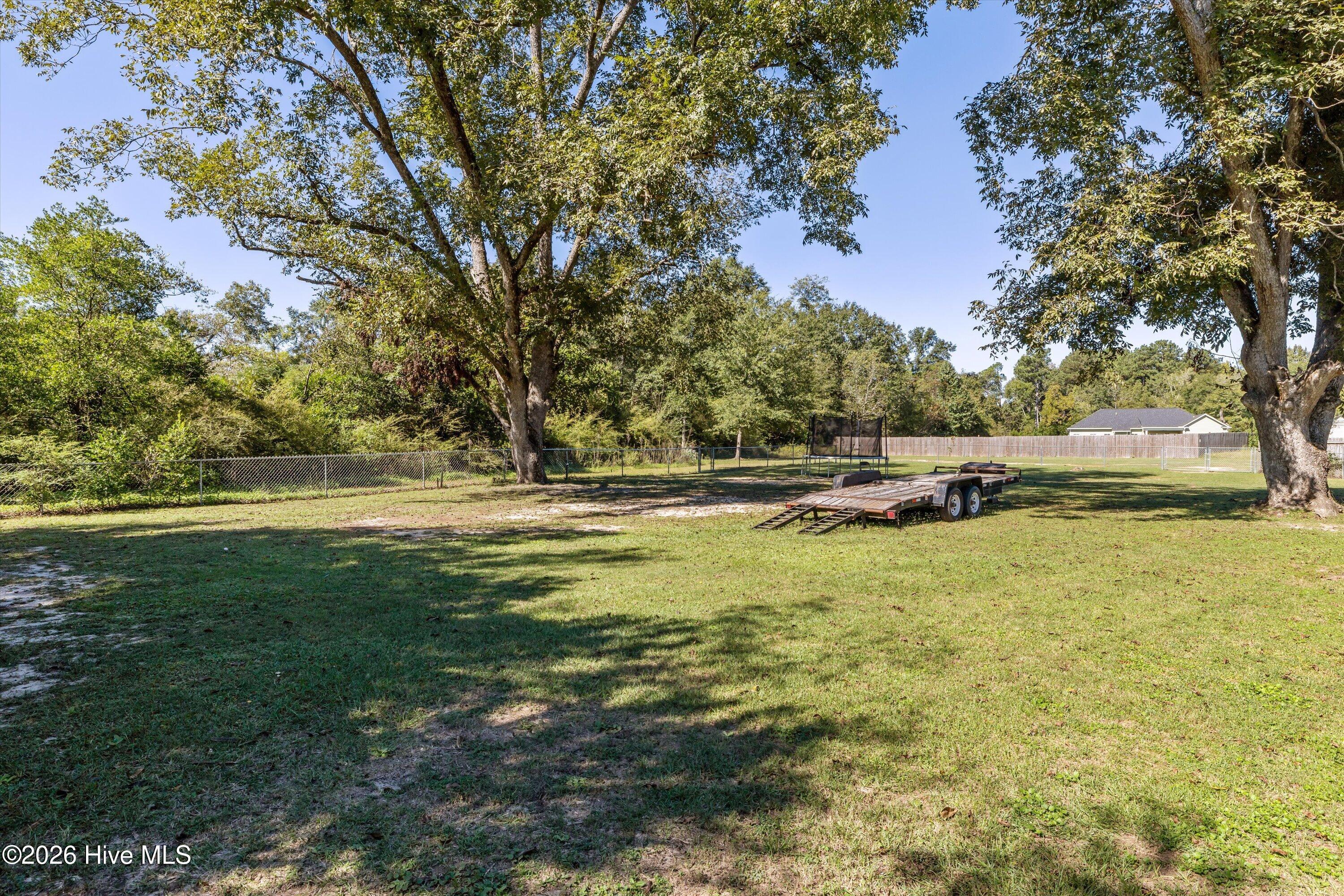 370 Church Street Property Photo 41