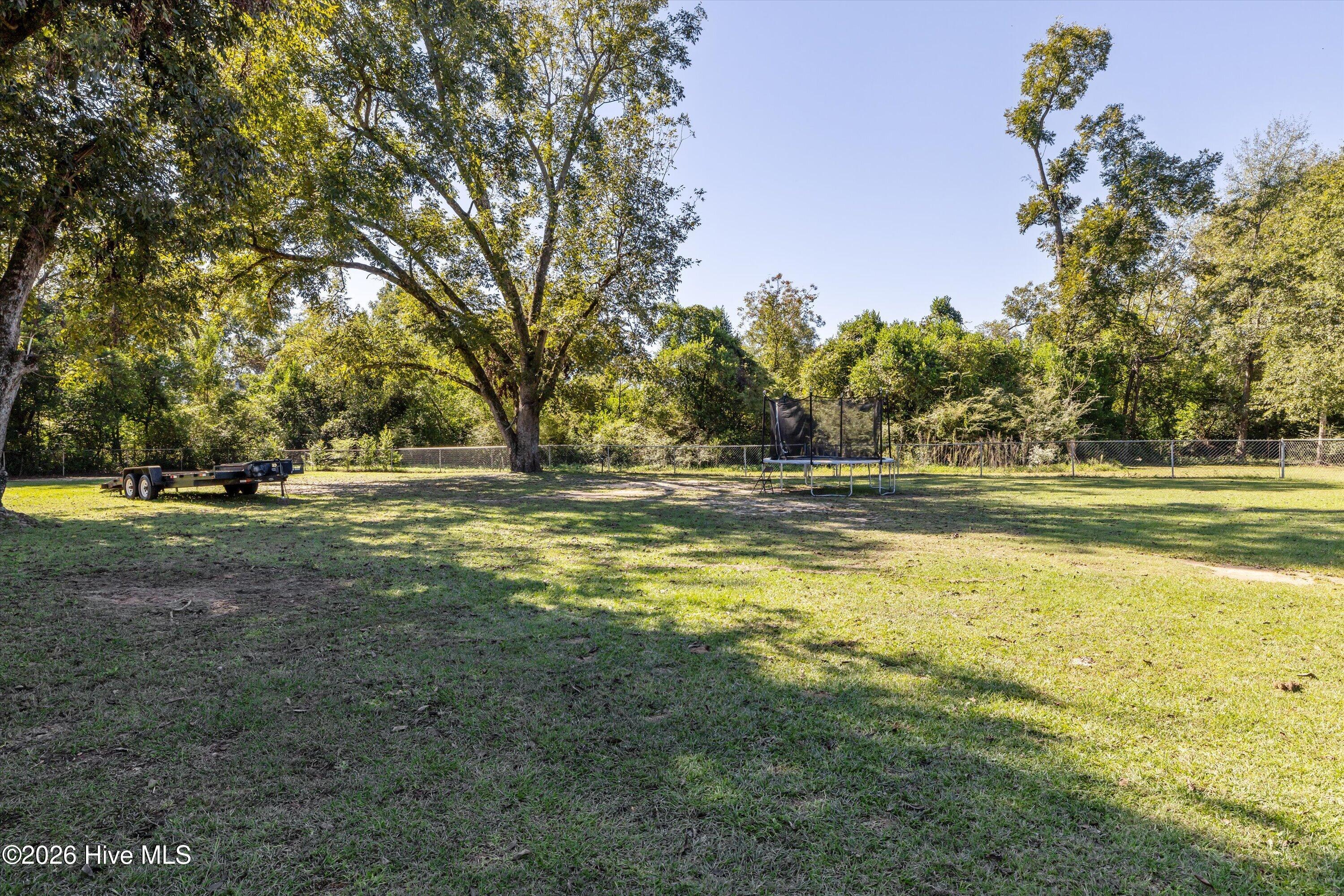 370 Church Street Property Photo 42