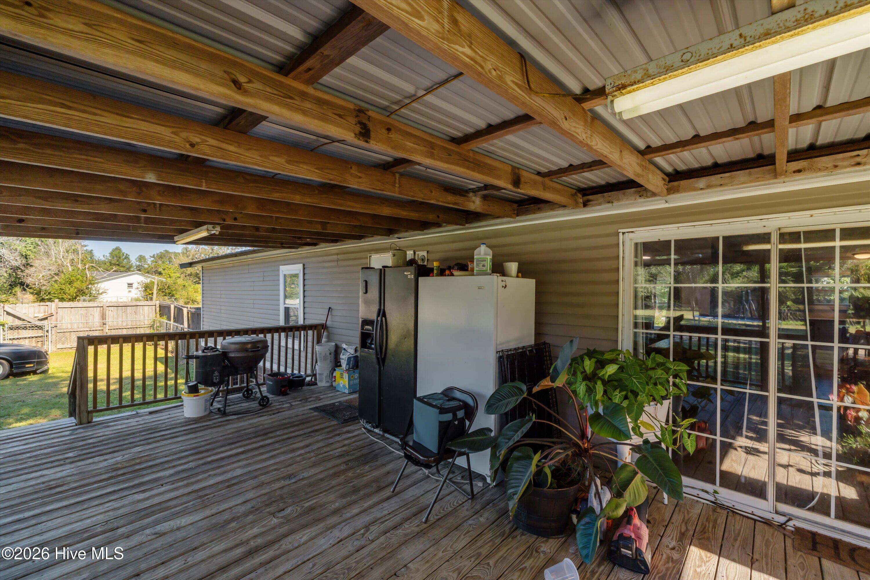 370 Church Street Property Photo 45