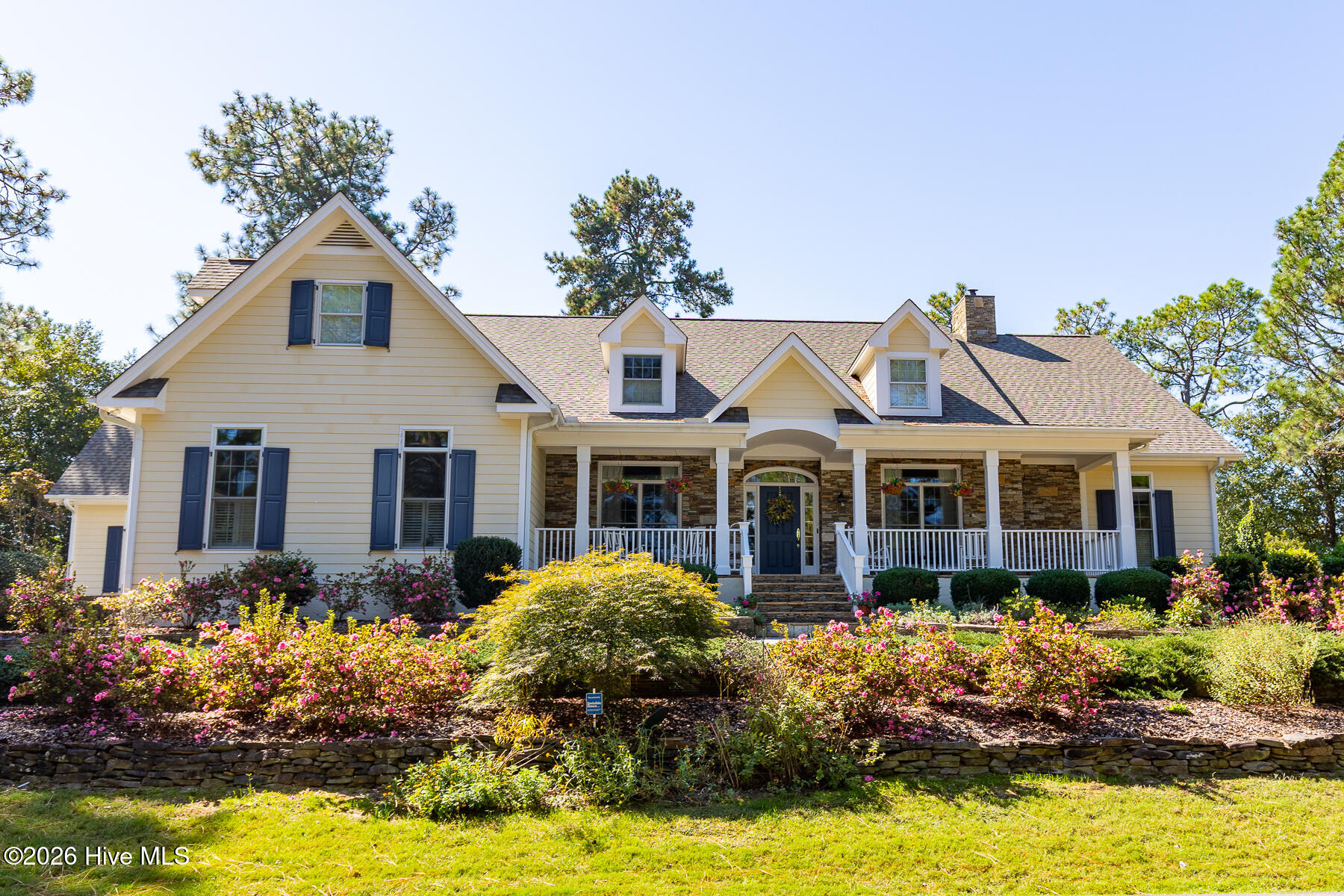 70 Oak Meadow Road Property Photo 1