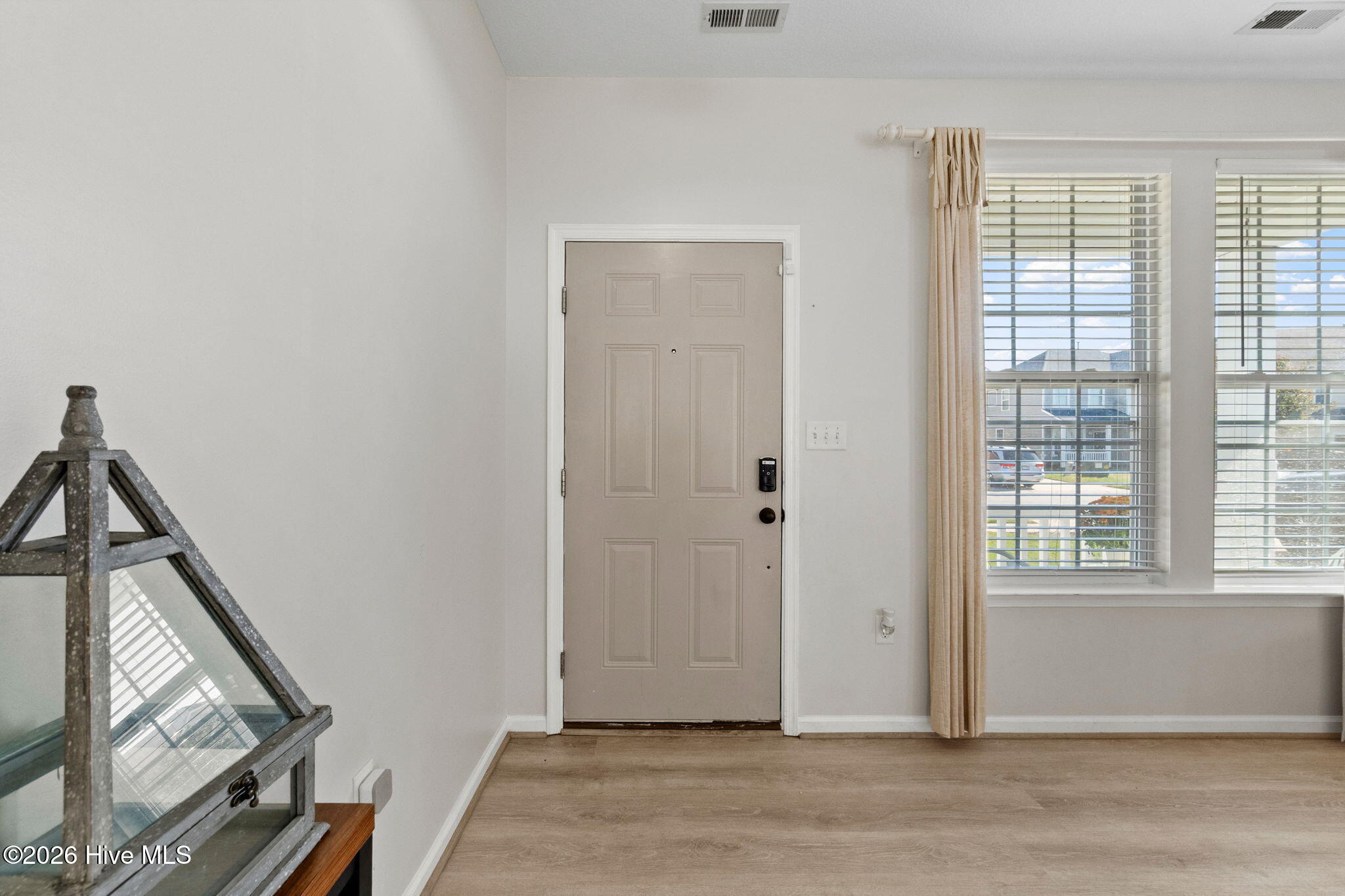 1405 Elder Street Property Photo 6