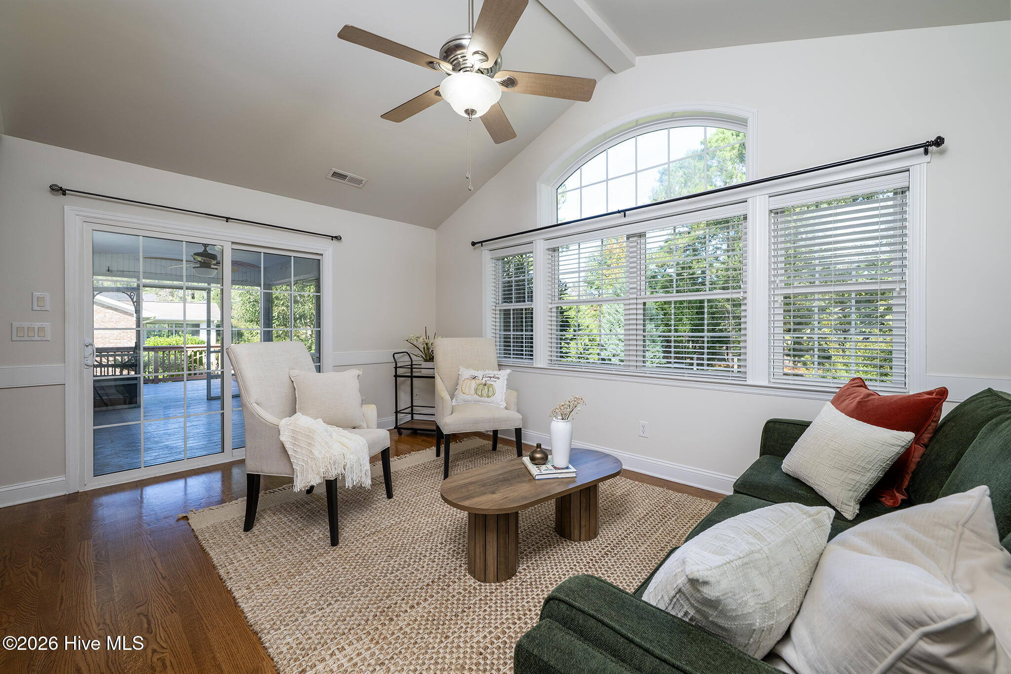 5505 Blackbeard Lane Property Photo 4