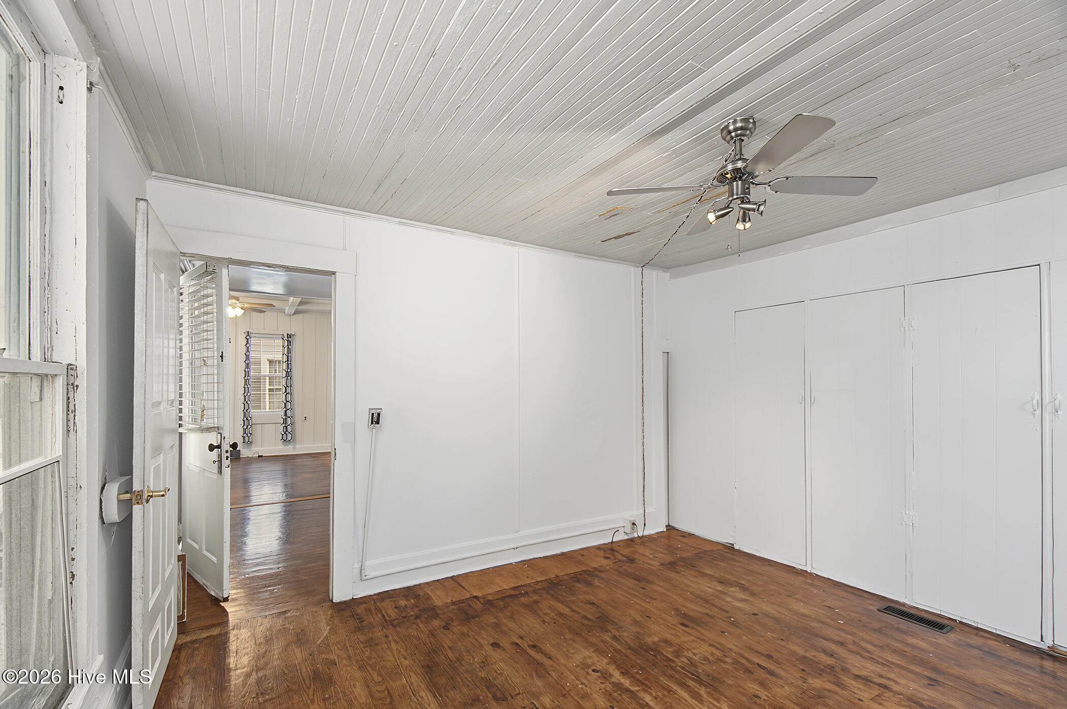 212 Orange Street Property Photo 10