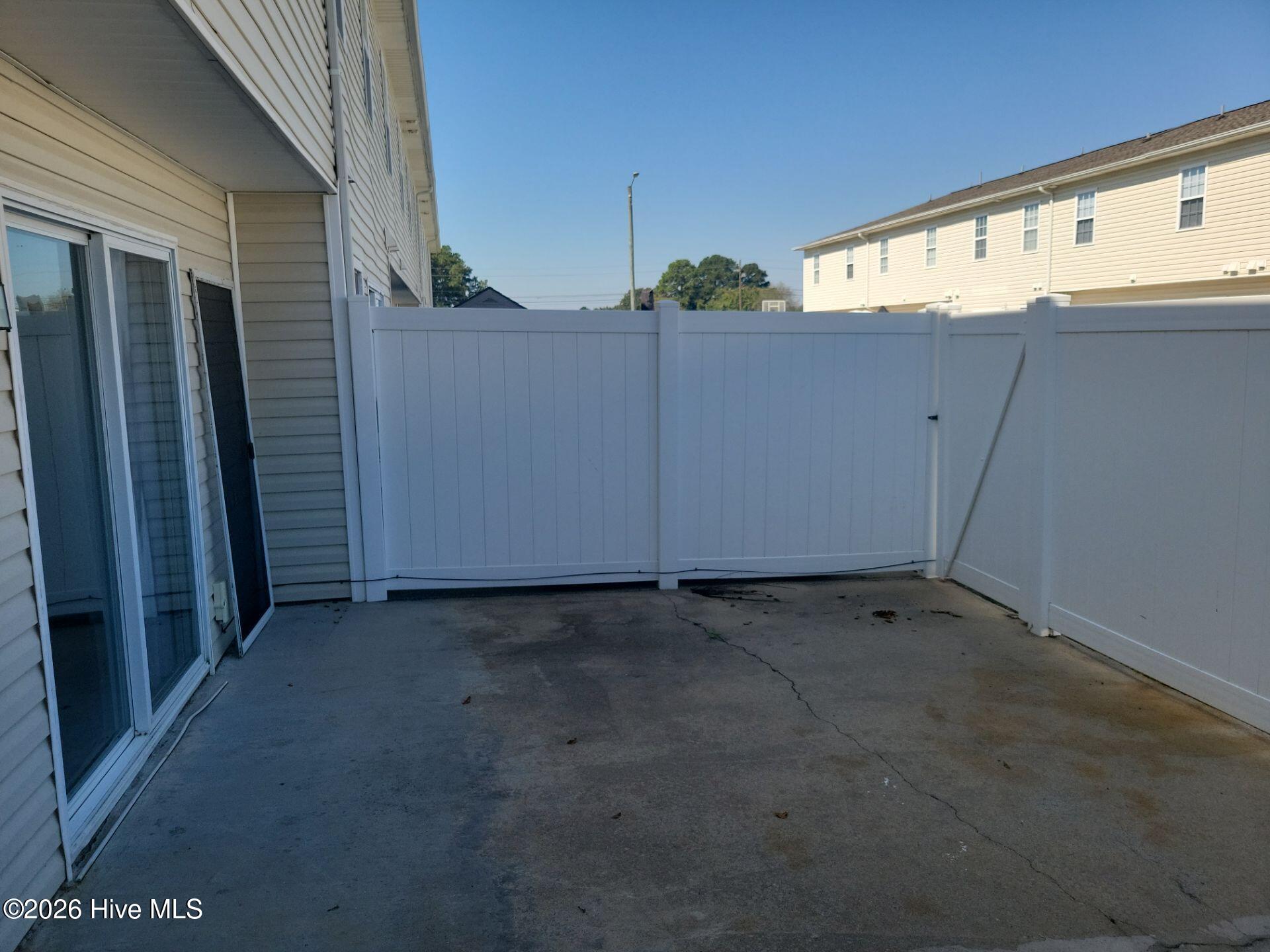 2112 Flagstone Court C7 Property Photo 3