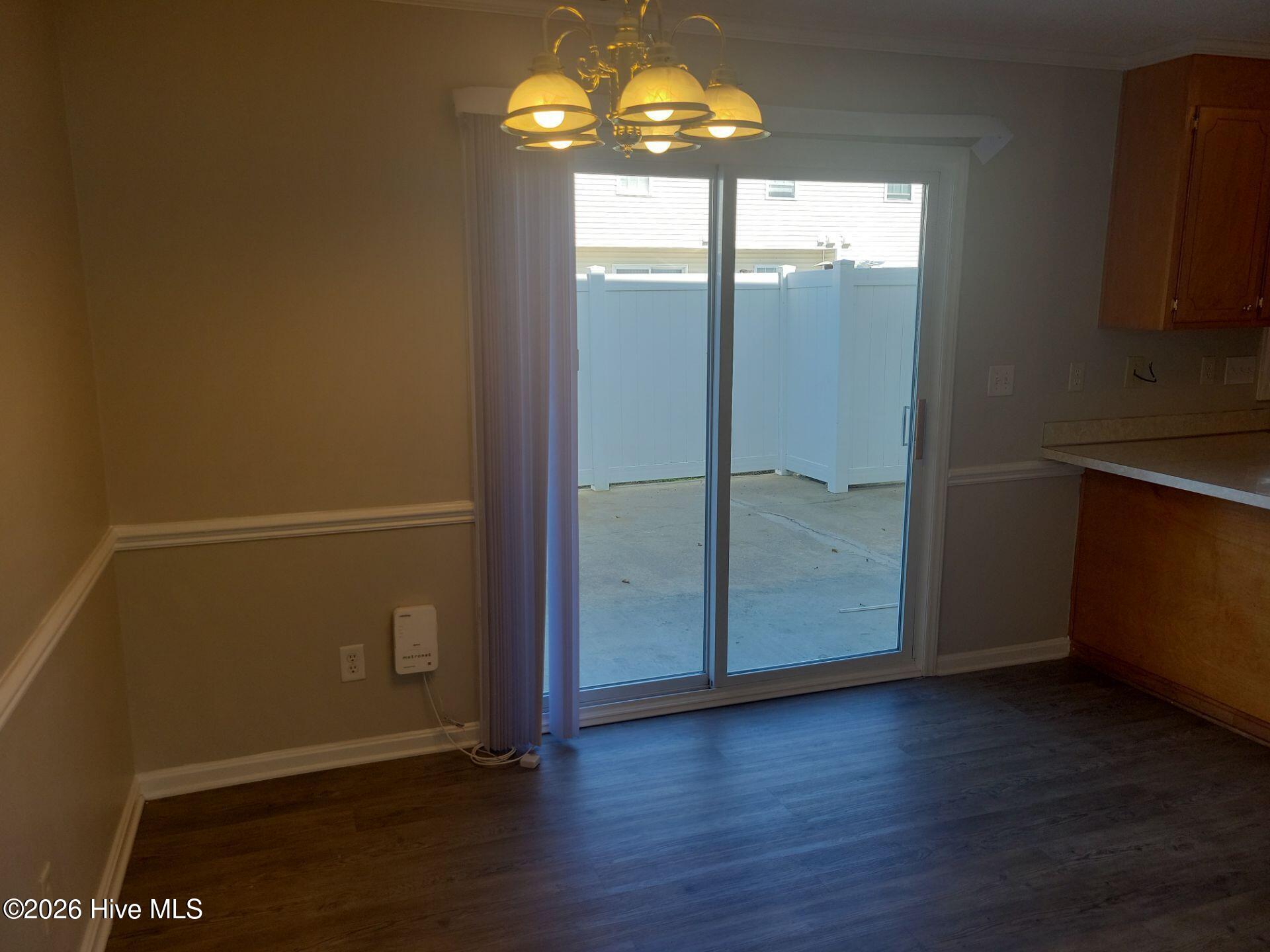 2112 Flagstone Court C7 Property Photo 7