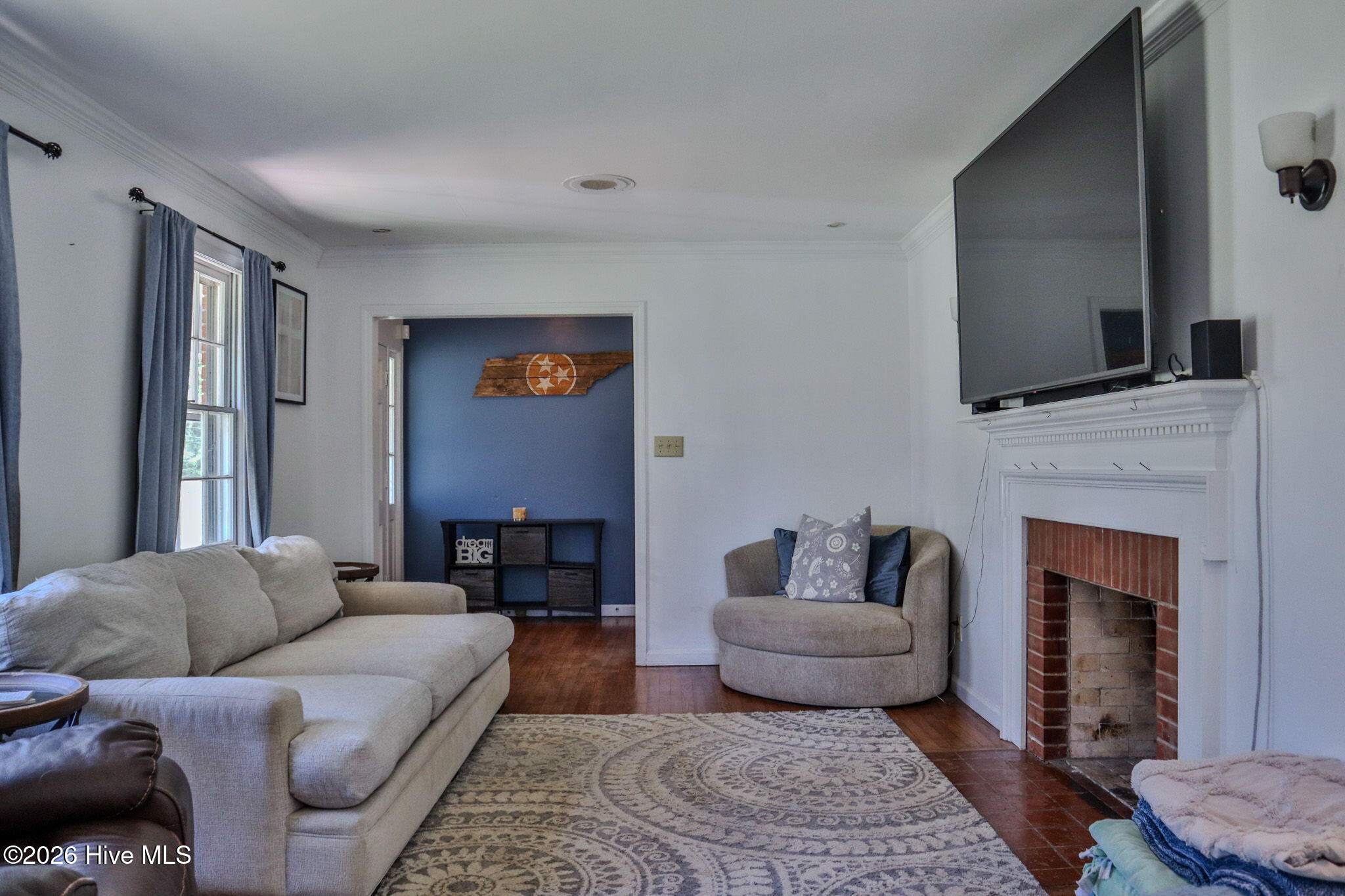 529 Hillwood Circle Property Photo 9
