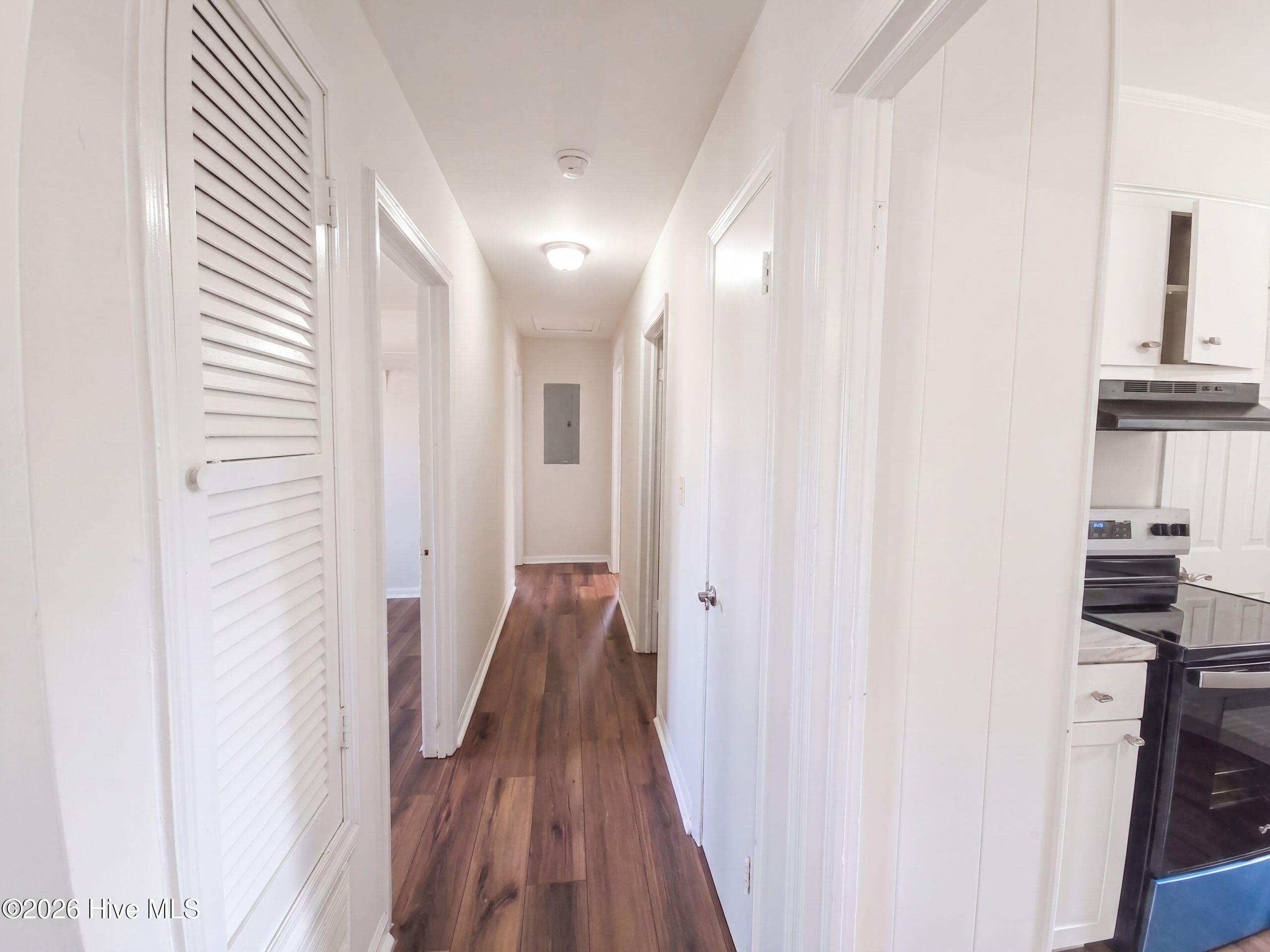 1812 Empress Drive Property Photo 6