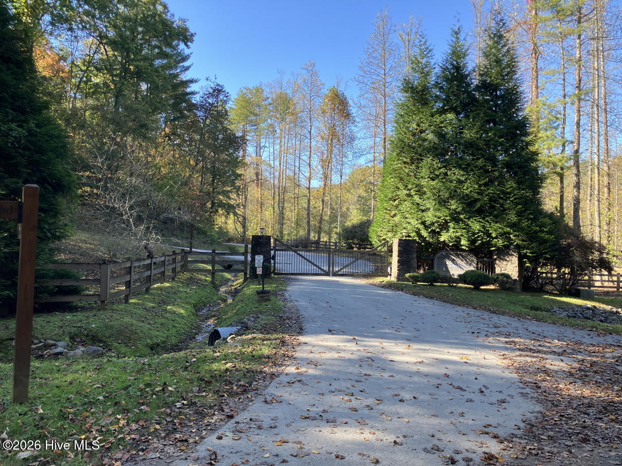 6 6 Rushing Water Trail Property Photo 2