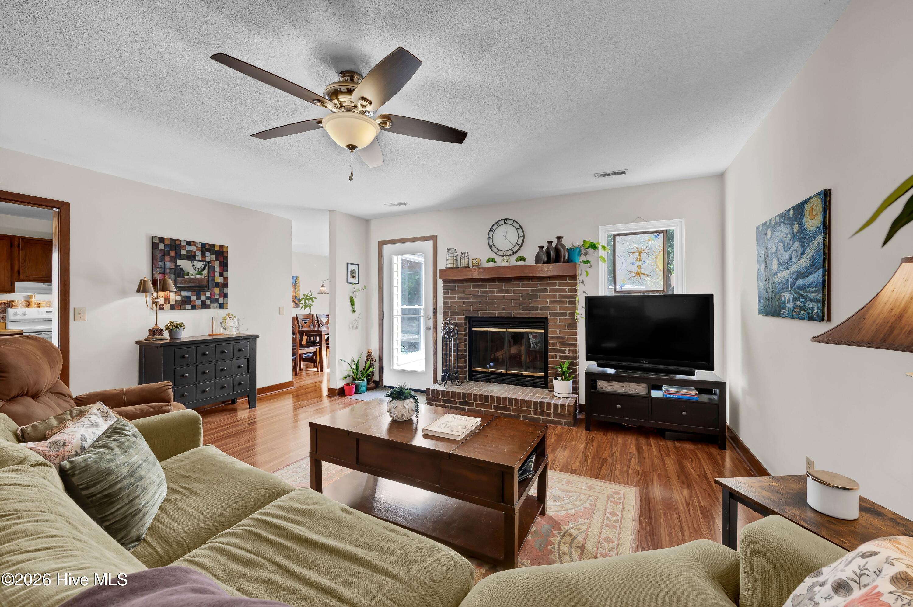 3423 Sparrow Hawk Court Property Photo 4