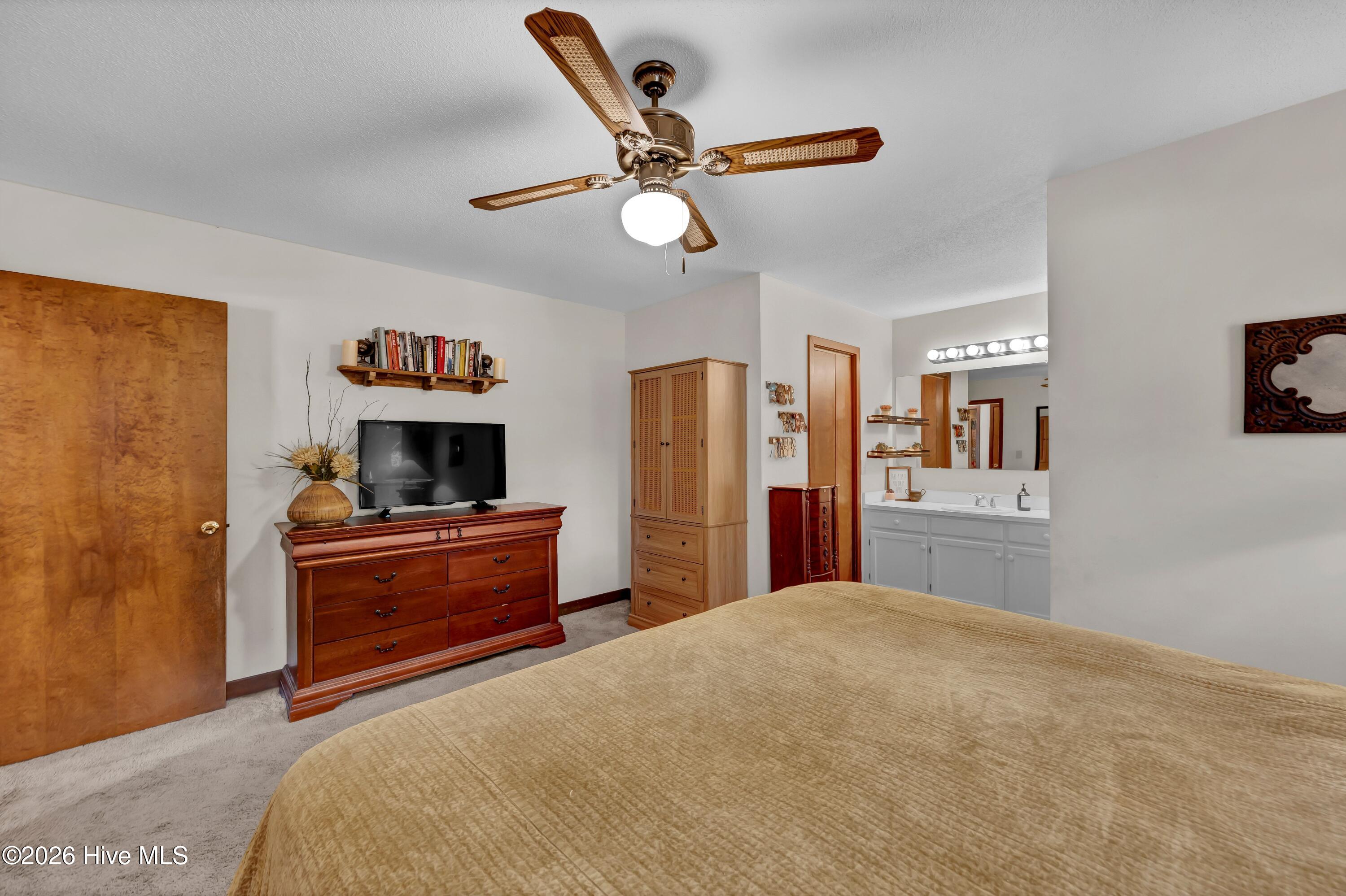 3423 Sparrow Hawk Court Property Photo 14