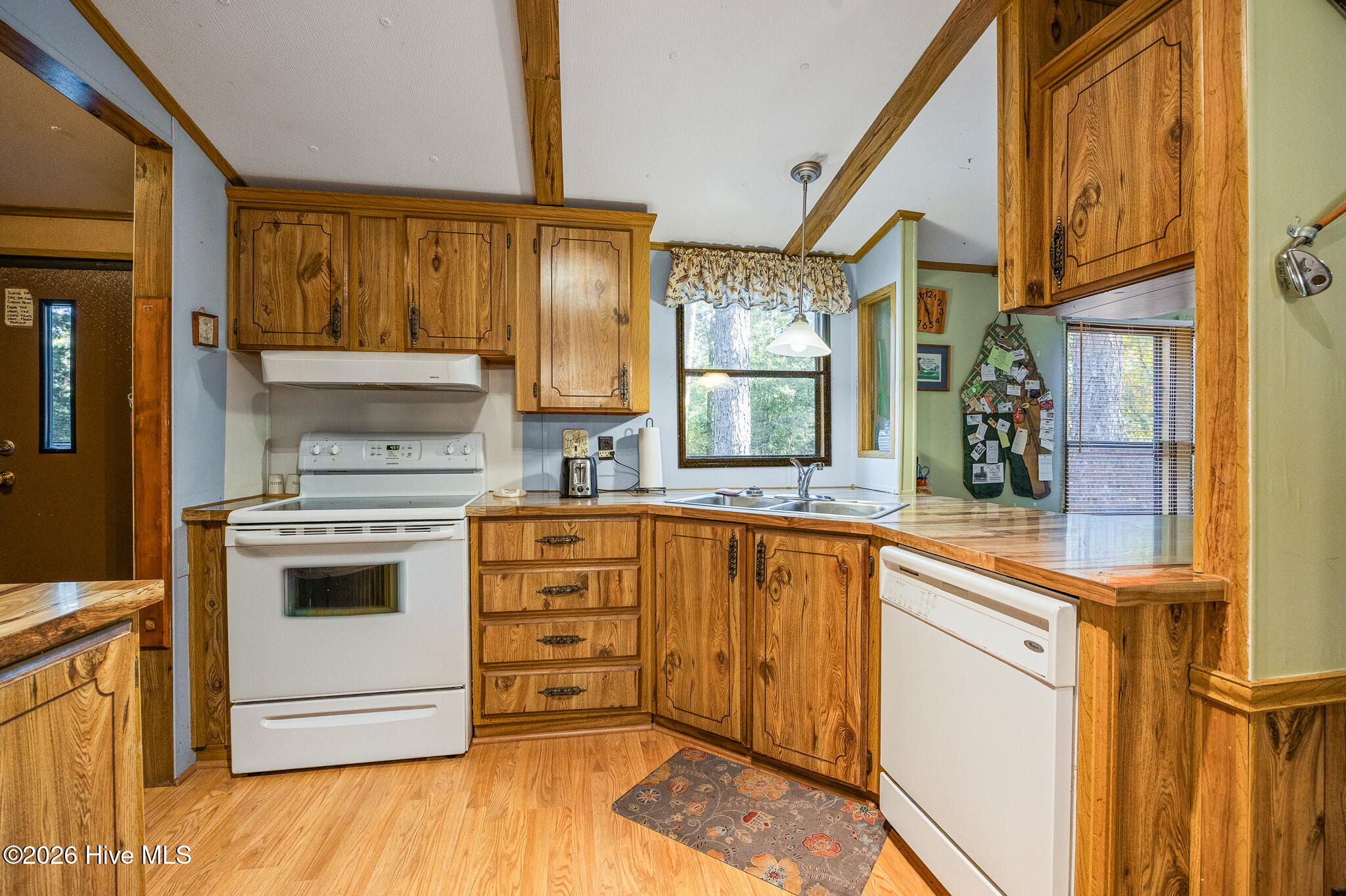 109 Pinewood Drive Property Photo 12